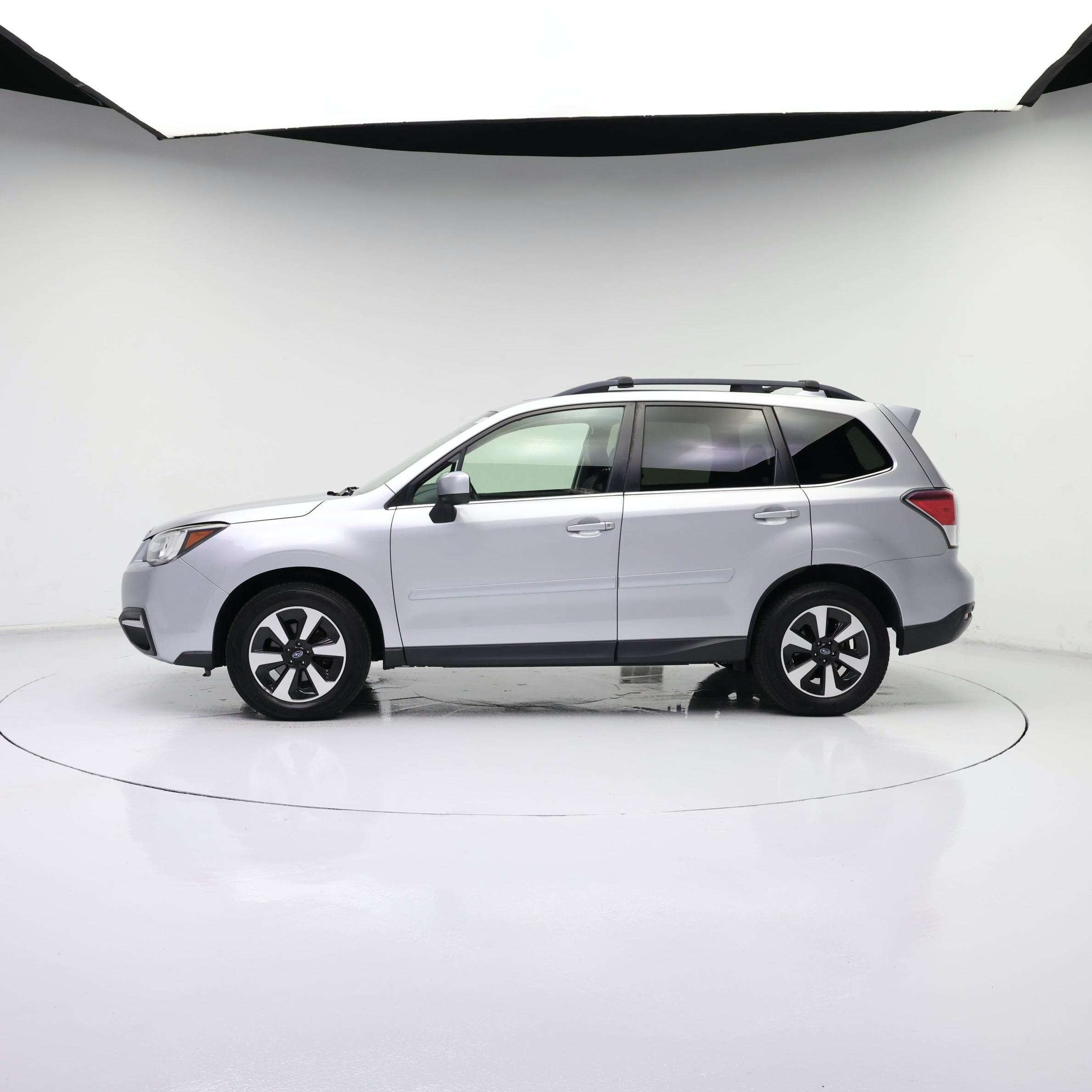 Thumbnail: 2018 Subaru Forester - 3