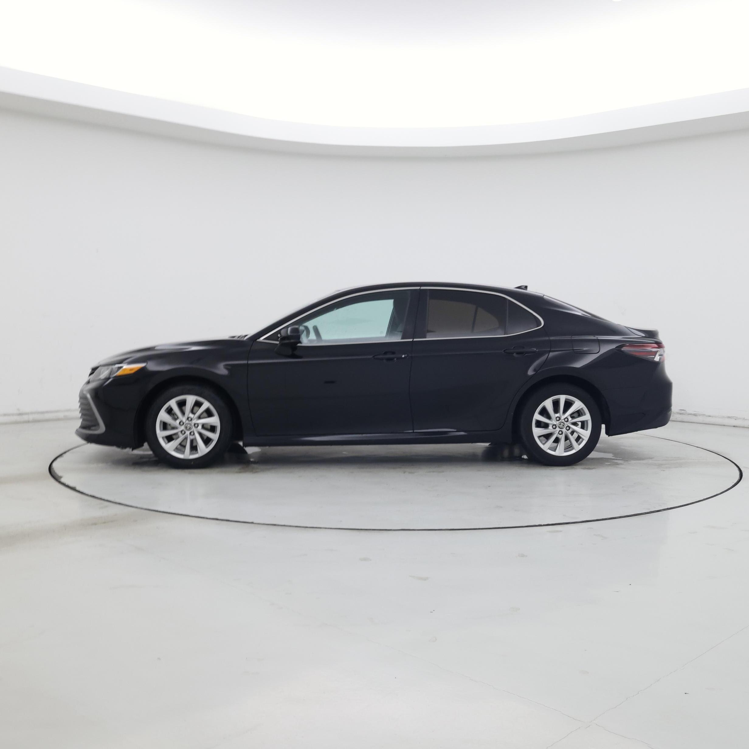Thumbnail: 2023 Toyota Camry - 3