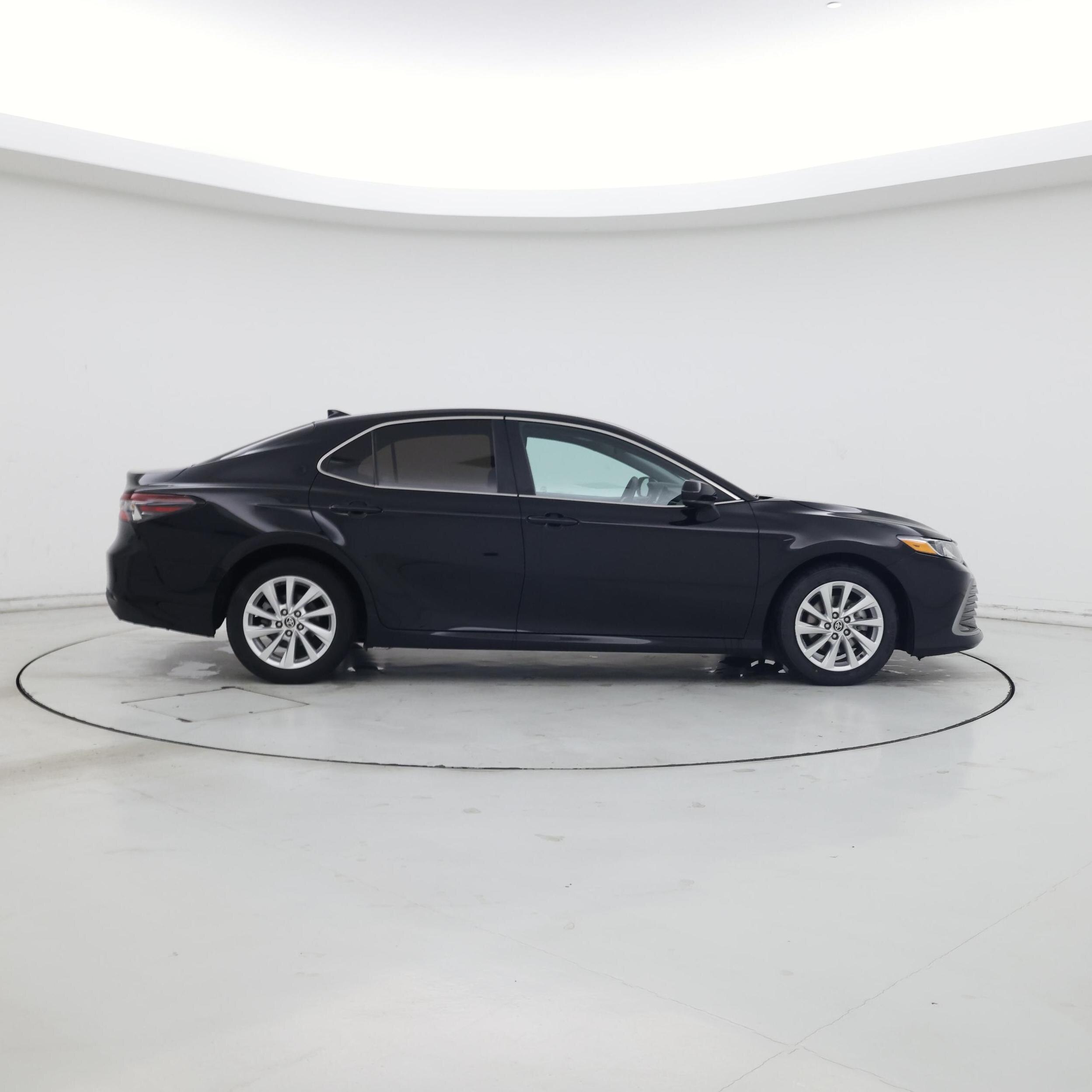 Thumbnail: 2023 Toyota Camry - 7