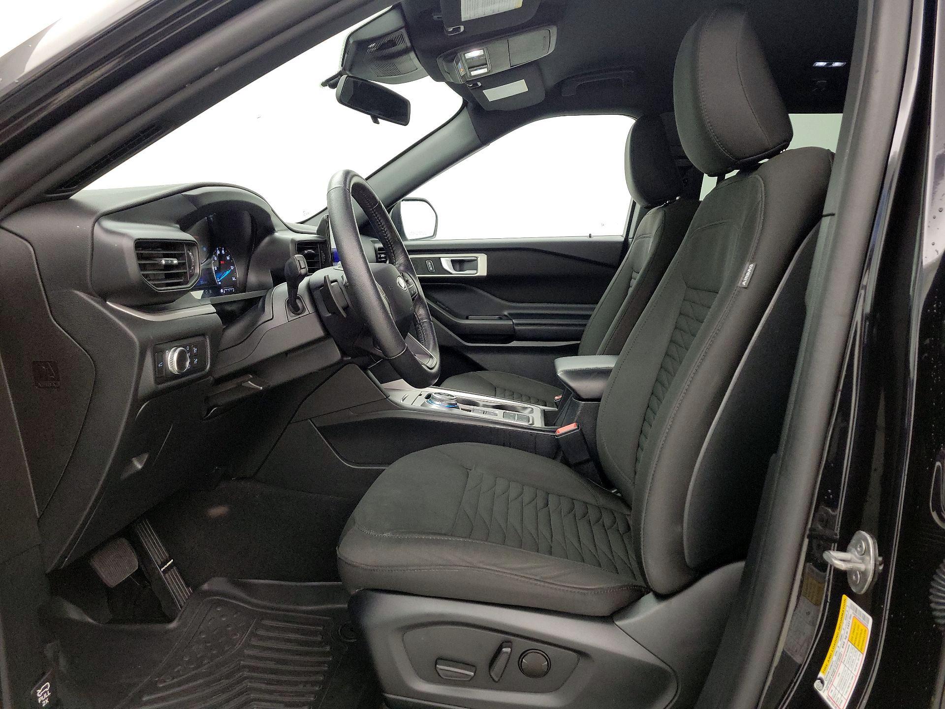 Thumbnail: 2020 Ford Explorer - 11