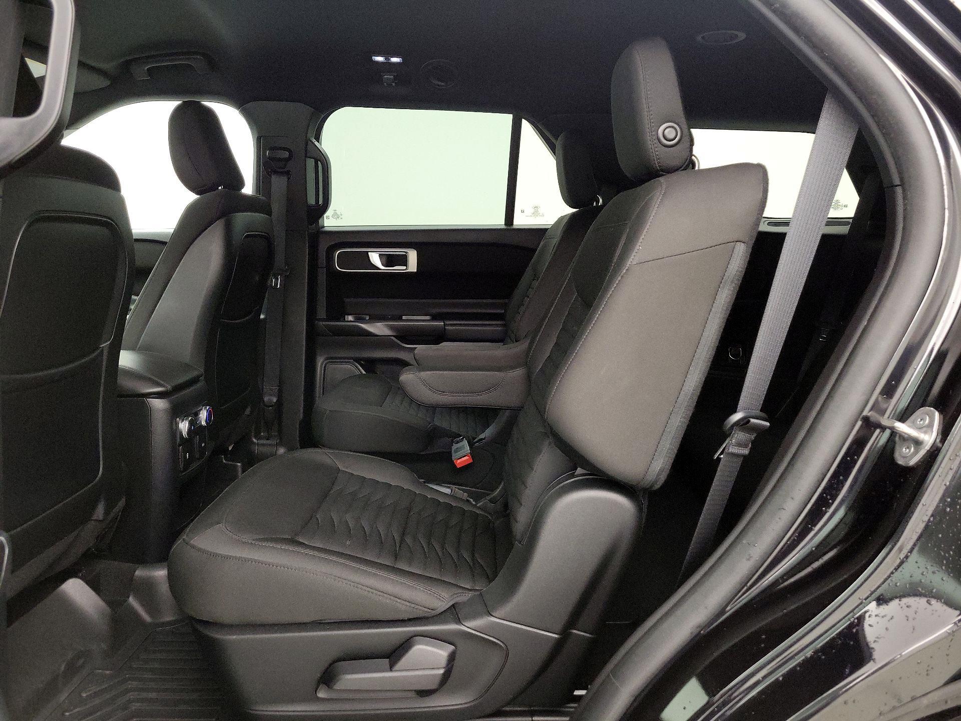 Thumbnail: 2020 Ford Explorer - 19