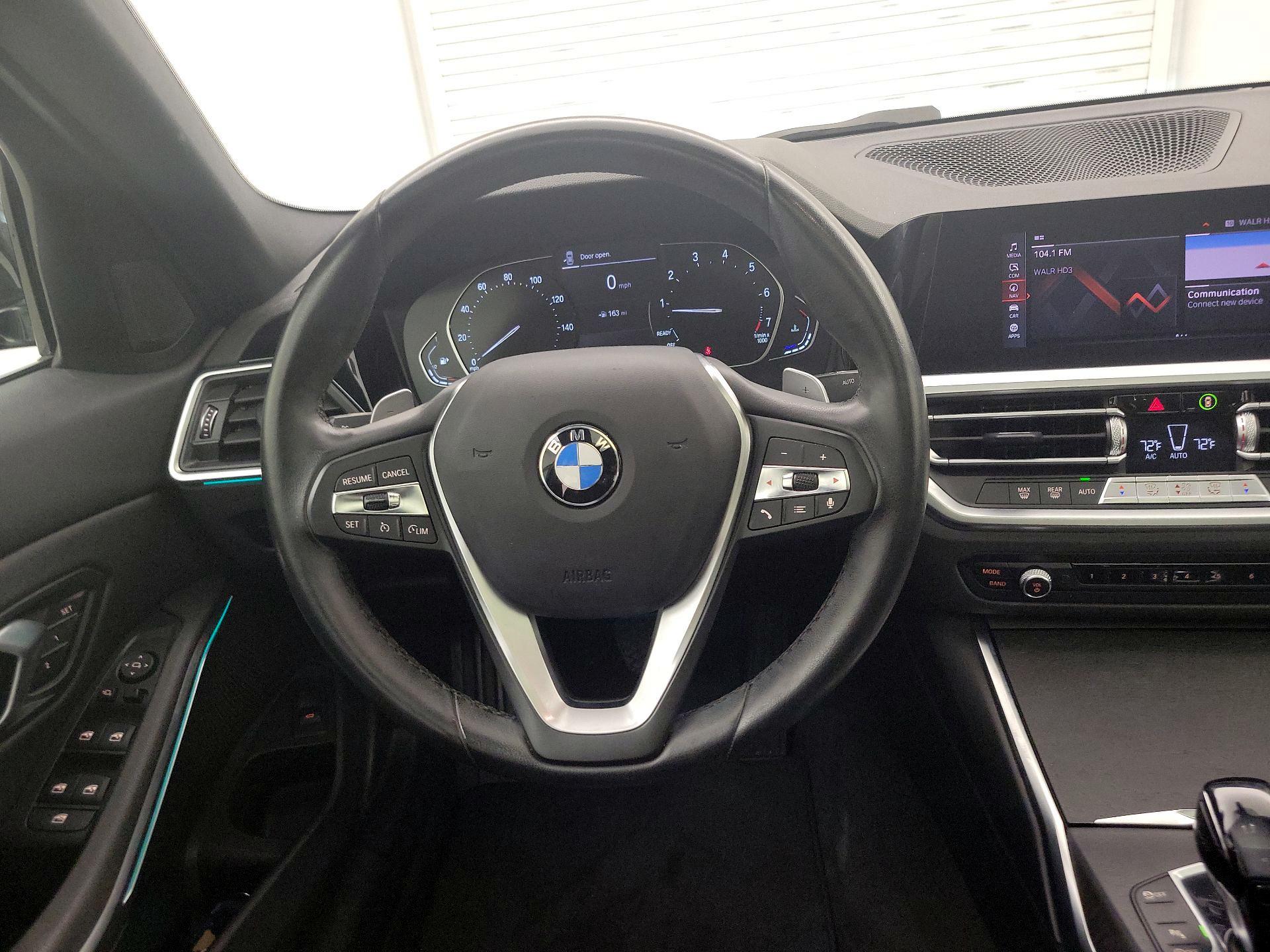 Thumbnail: 2021 BMW 3 Series - 10