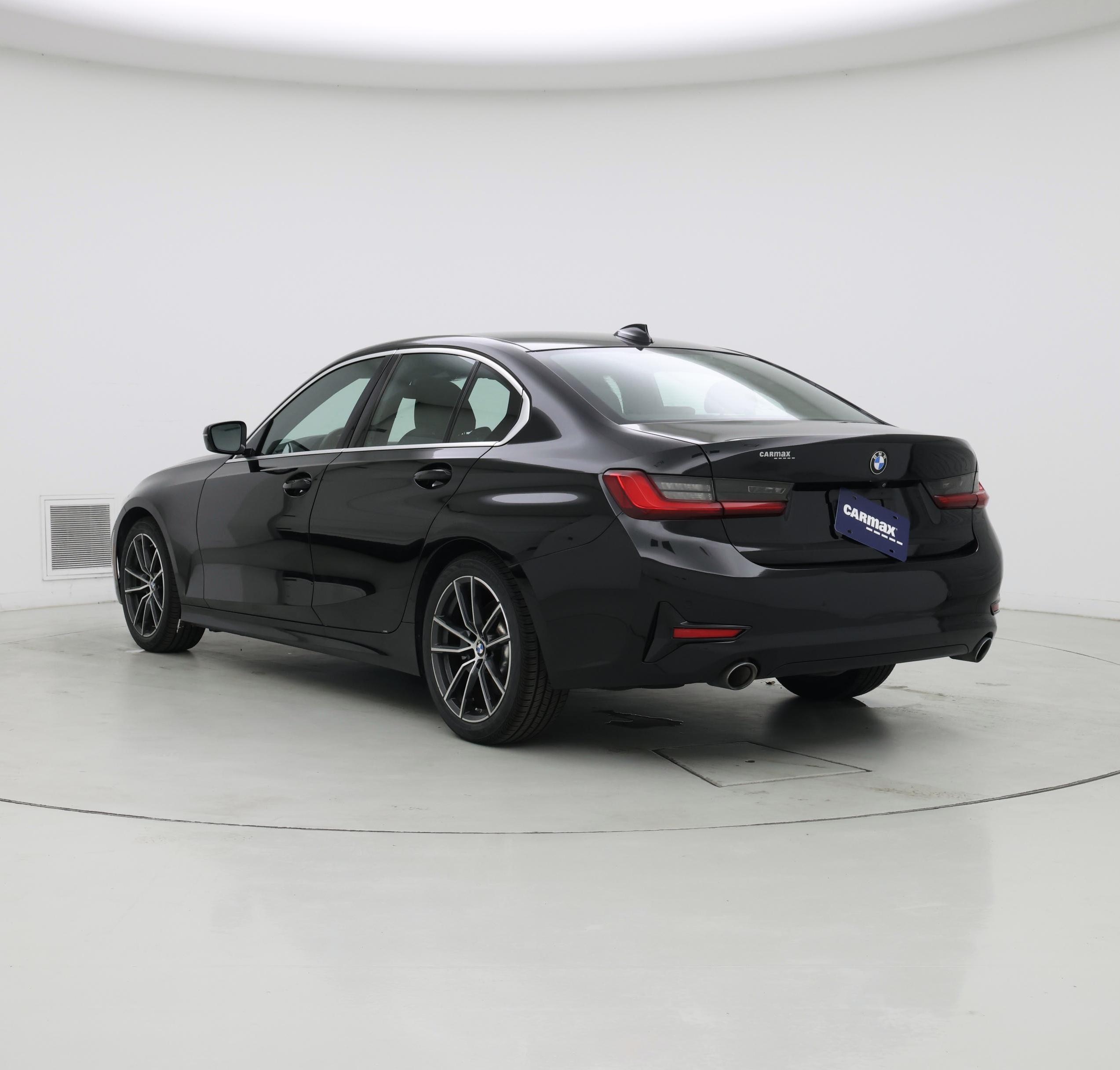 Thumbnail: 2021 BMW 3 Series - 2