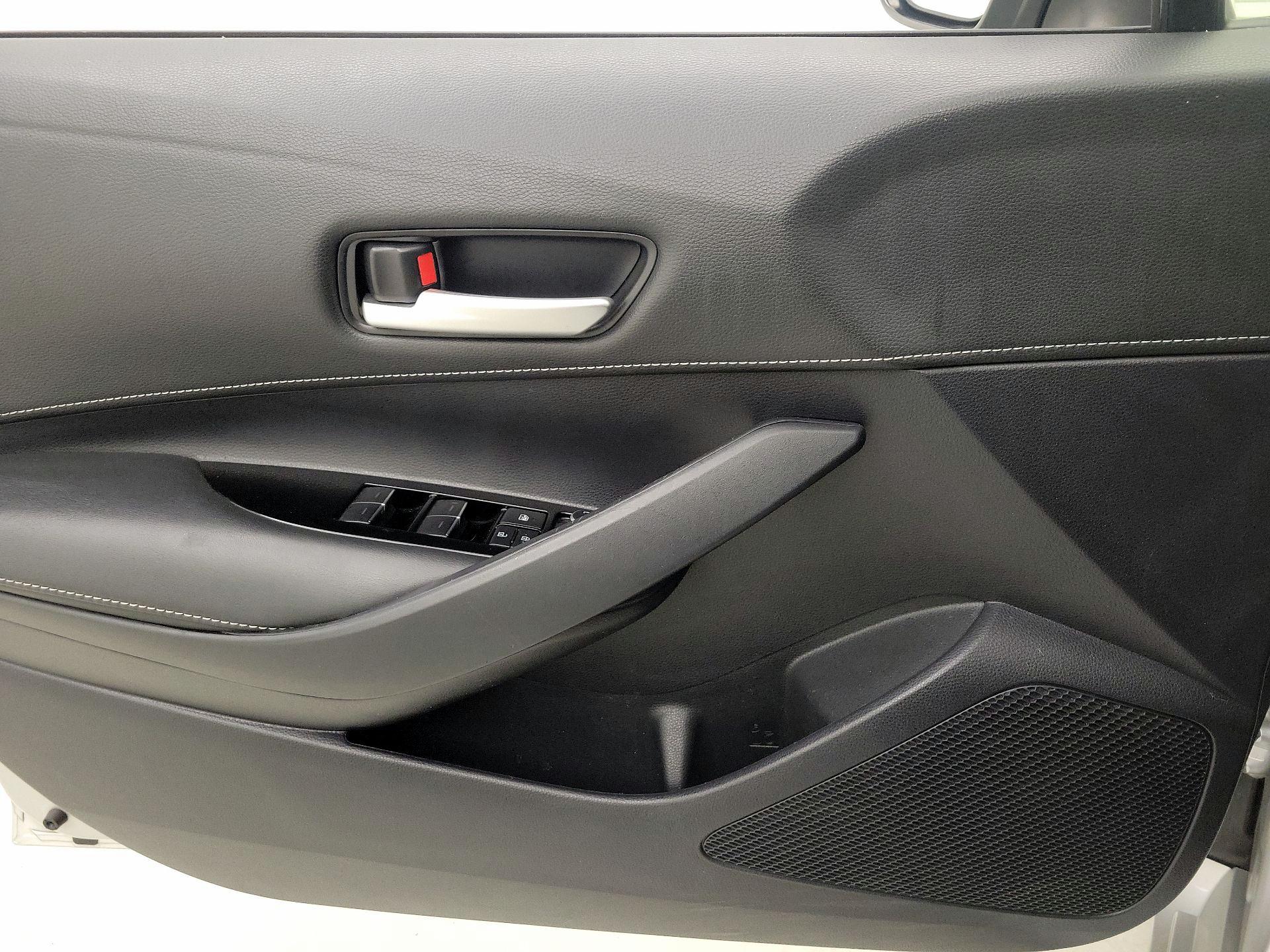 Thumbnail: 2021 Toyota Corolla - 12