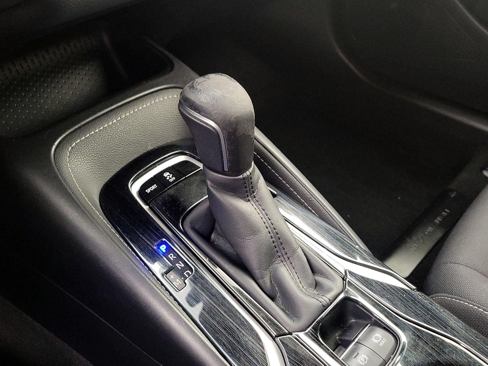 Thumbnail: 2021 Toyota Corolla - 17