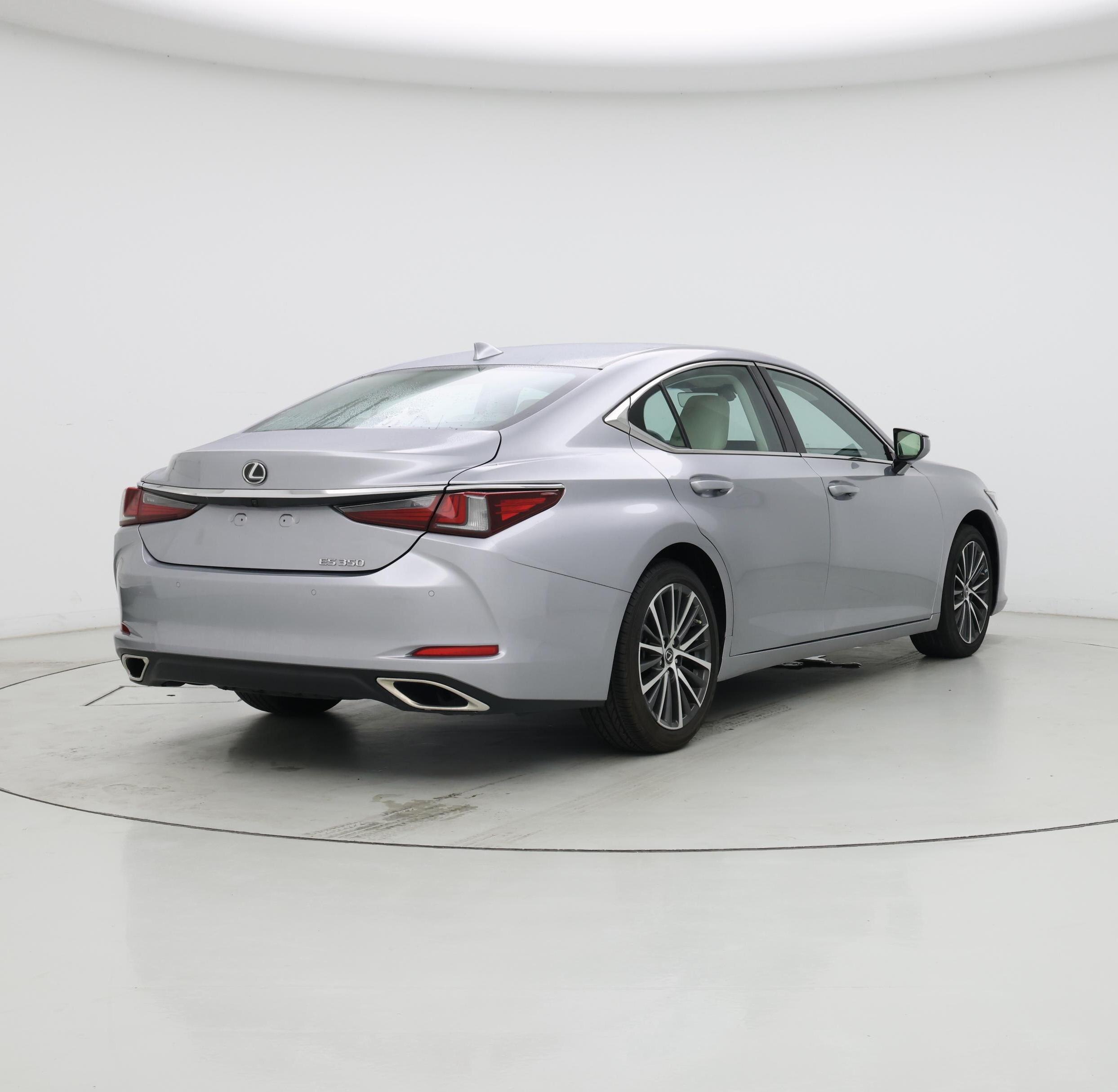 Thumbnail: 2022 Lexus ES - 8