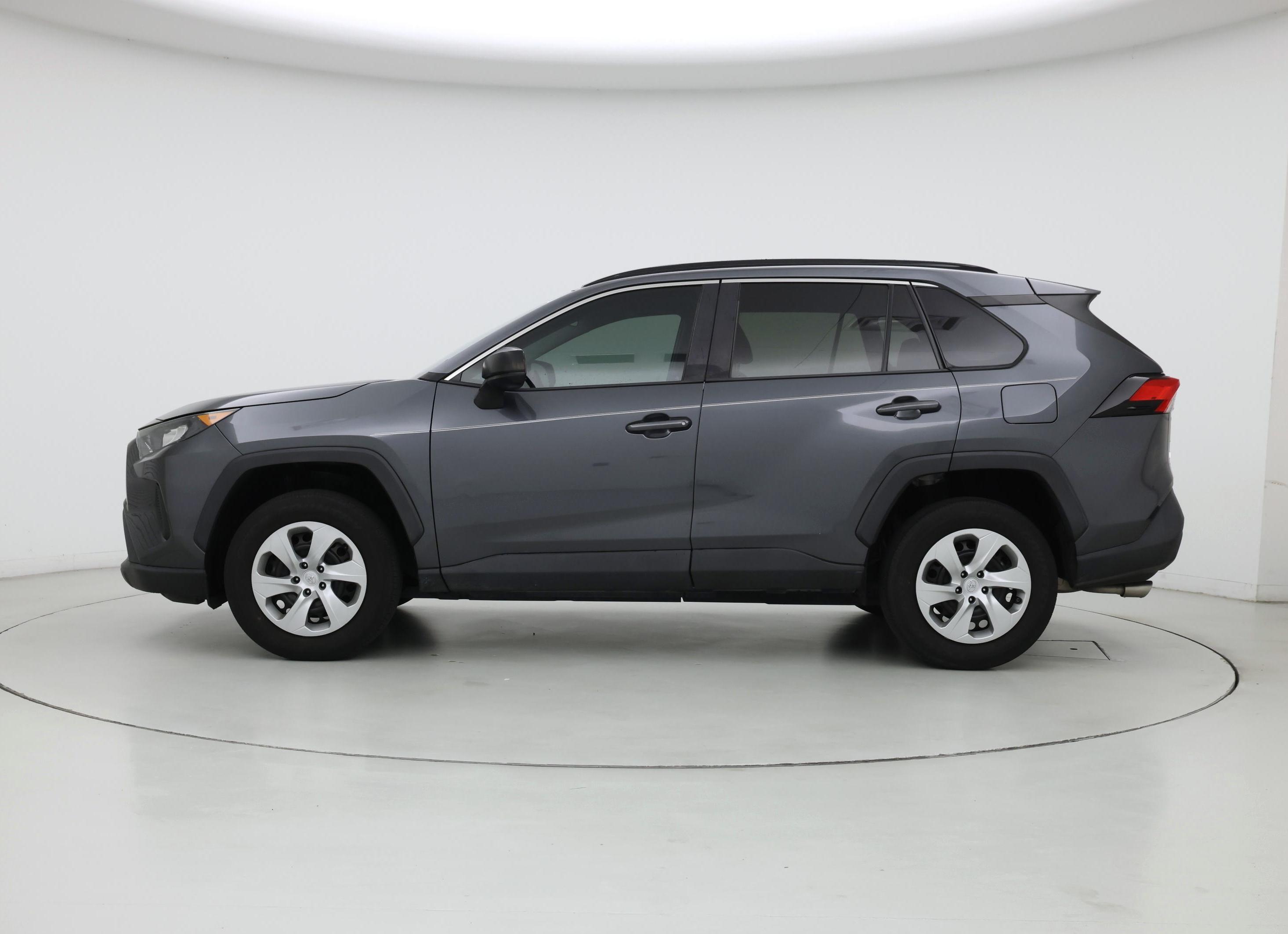 Thumbnail: 2020 Toyota RAV4 - 3