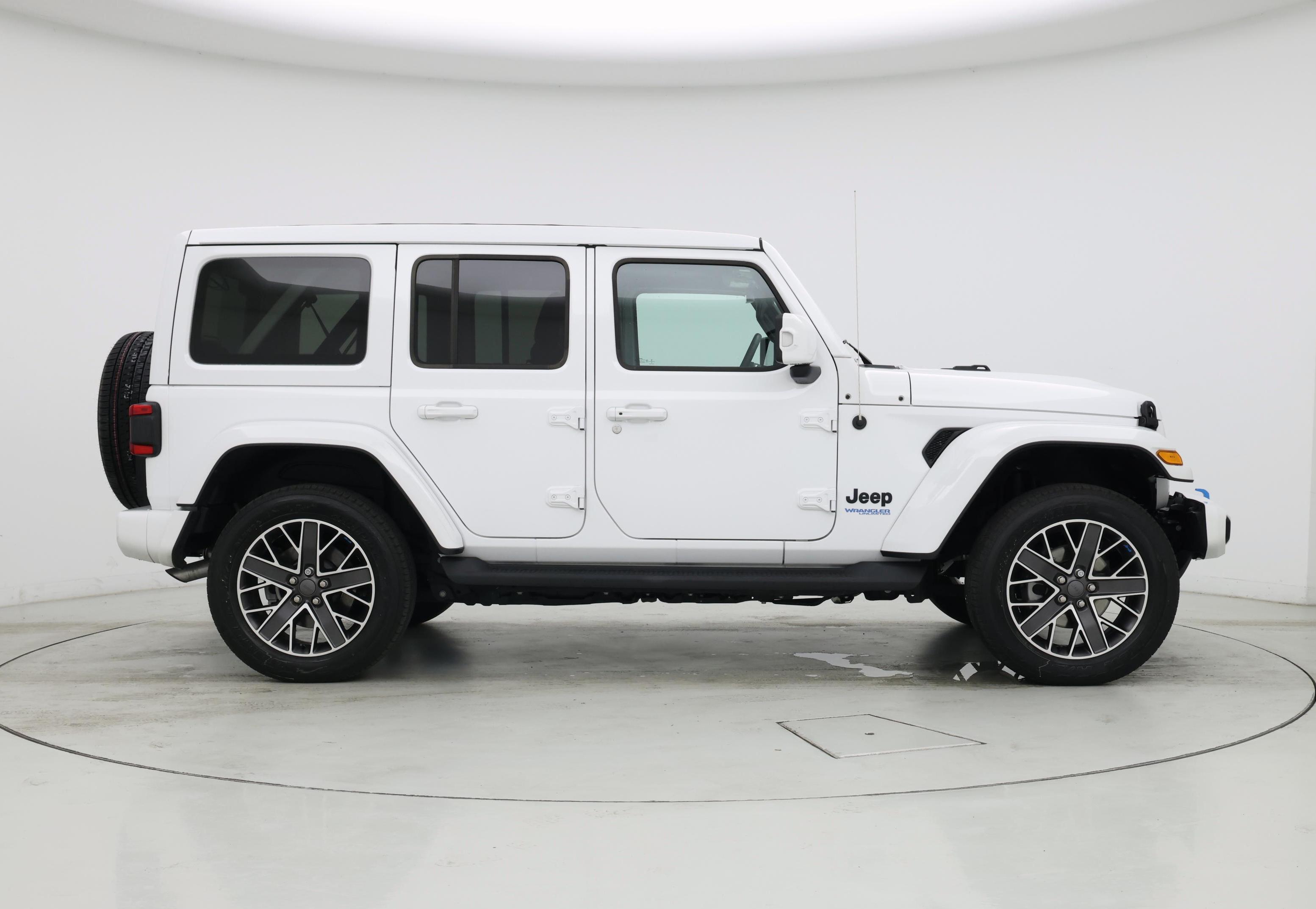 Thumbnail: 2022 Jeep Wrangler - 7