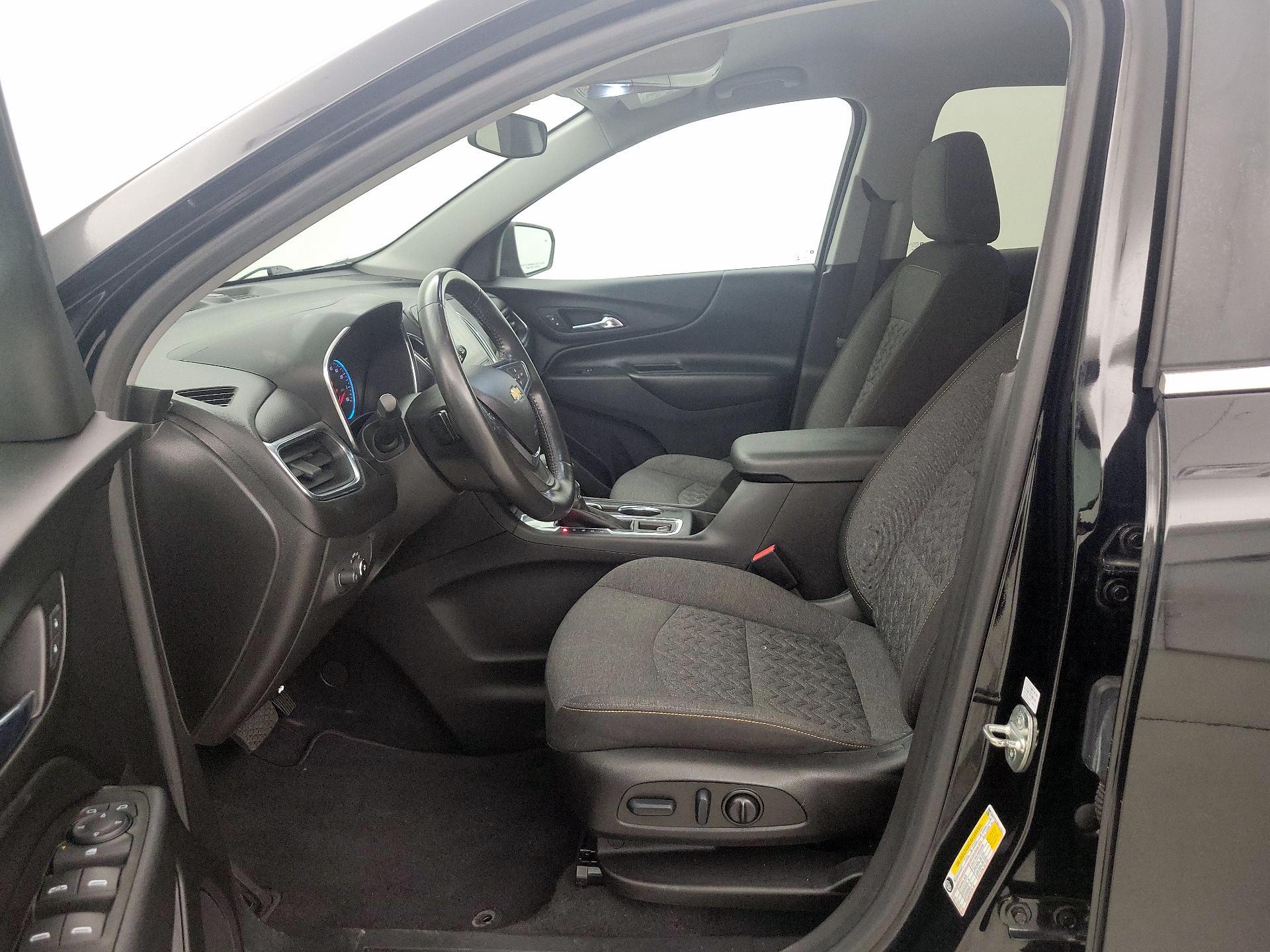Thumbnail: 2022 Chevrolet Equinox - 11