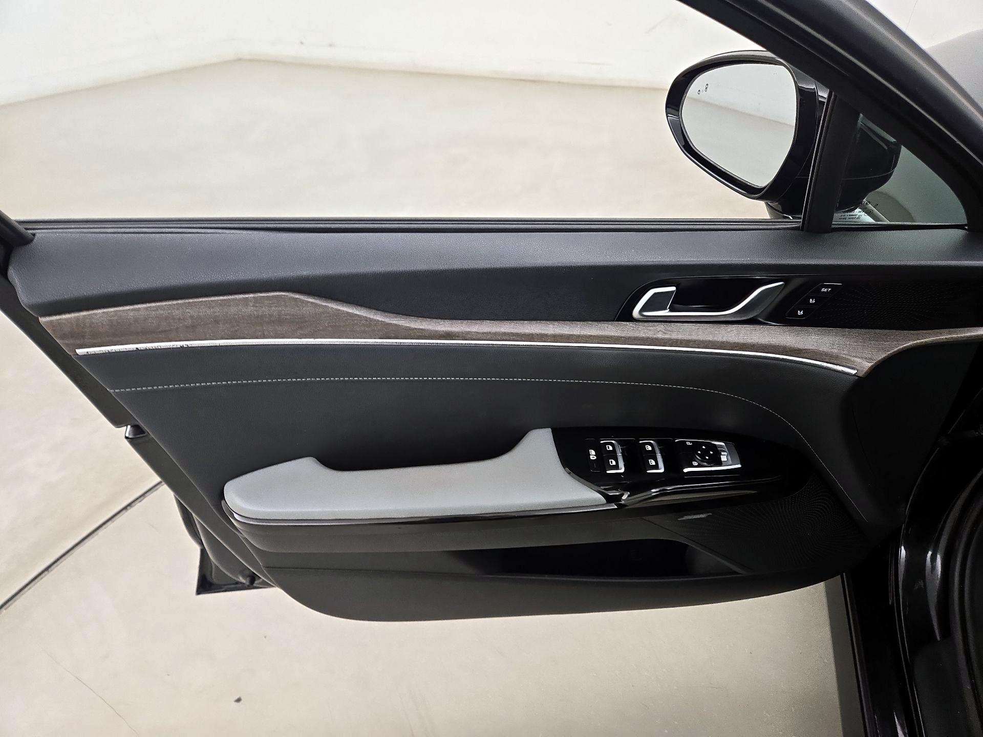 Thumbnail: 2021 Kia K5 - 12