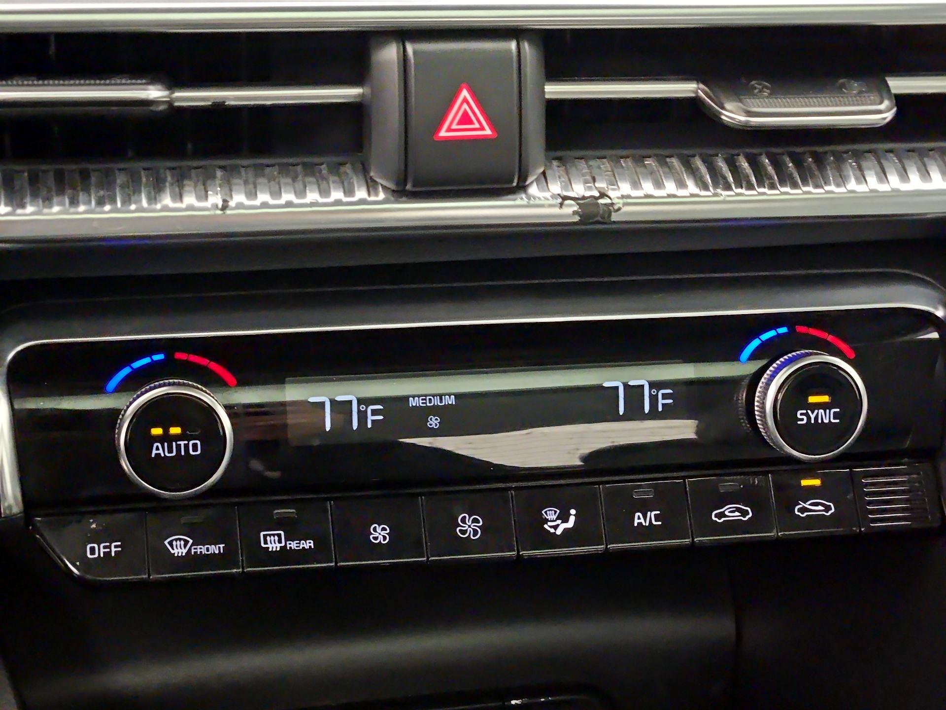 Thumbnail: 2021 Kia K5 - 17