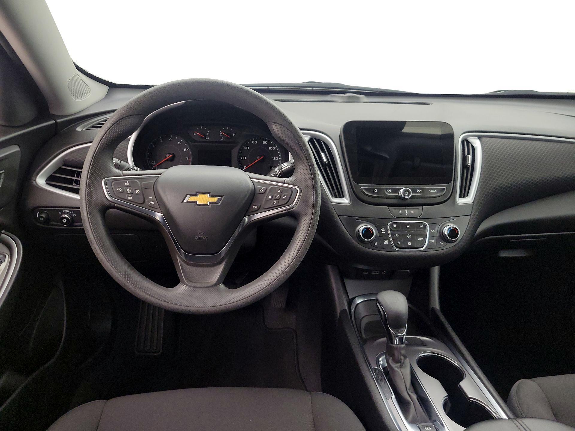 Thumbnail: 2023 Chevrolet Malibu - 10