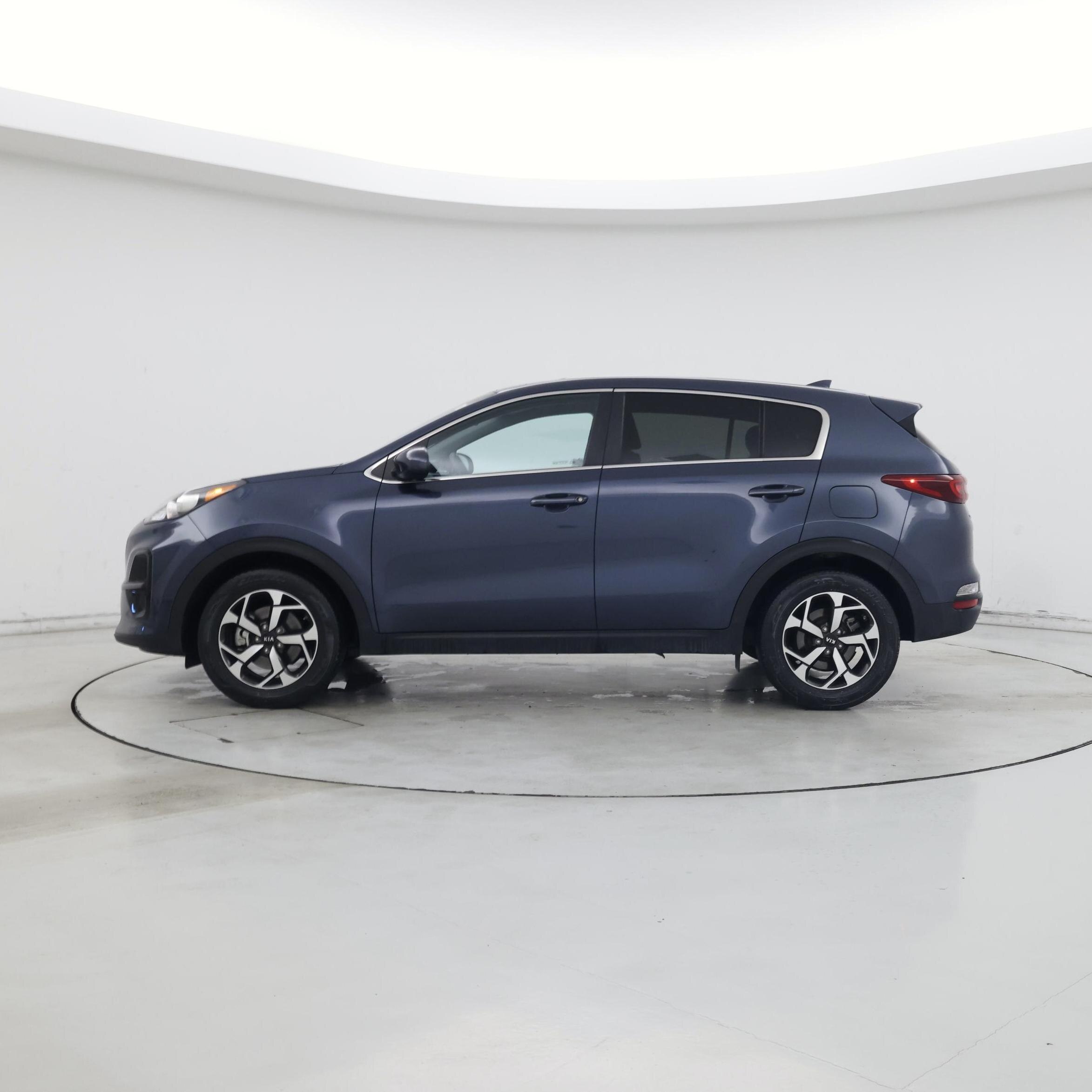 Thumbnail: 2022 Kia Sportage - 3