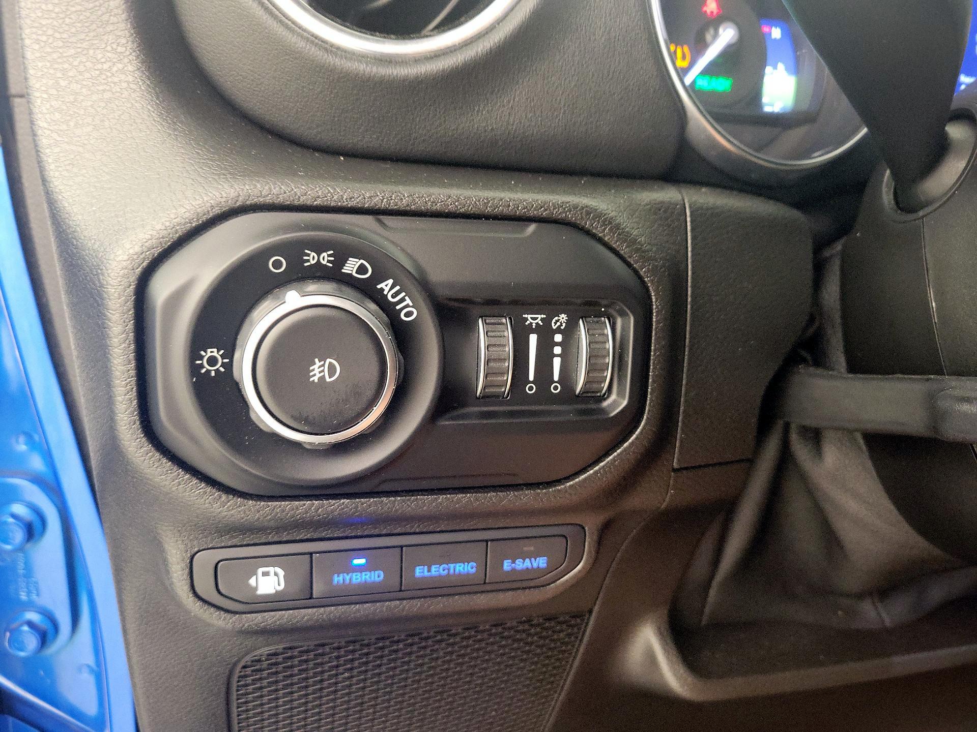 Thumbnail: 2021 Jeep Wrangler - 13