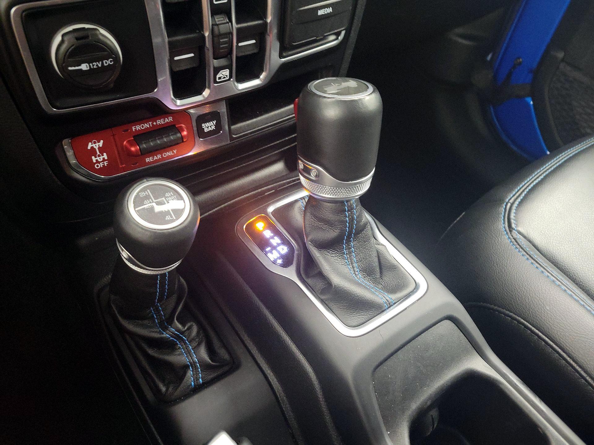 Thumbnail: 2021 Jeep Wrangler - 18