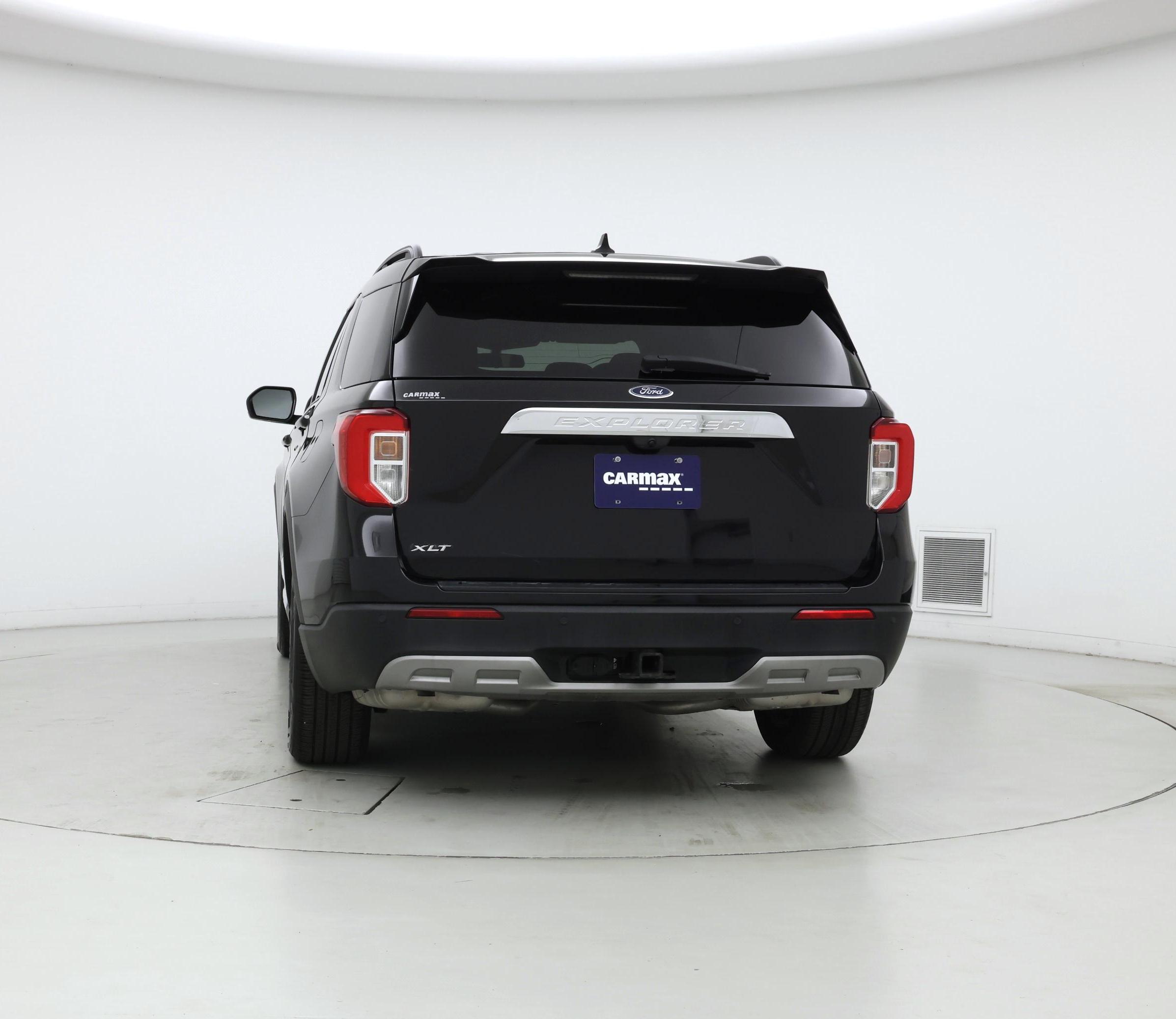 Thumbnail: 2022 Ford Explorer - 6