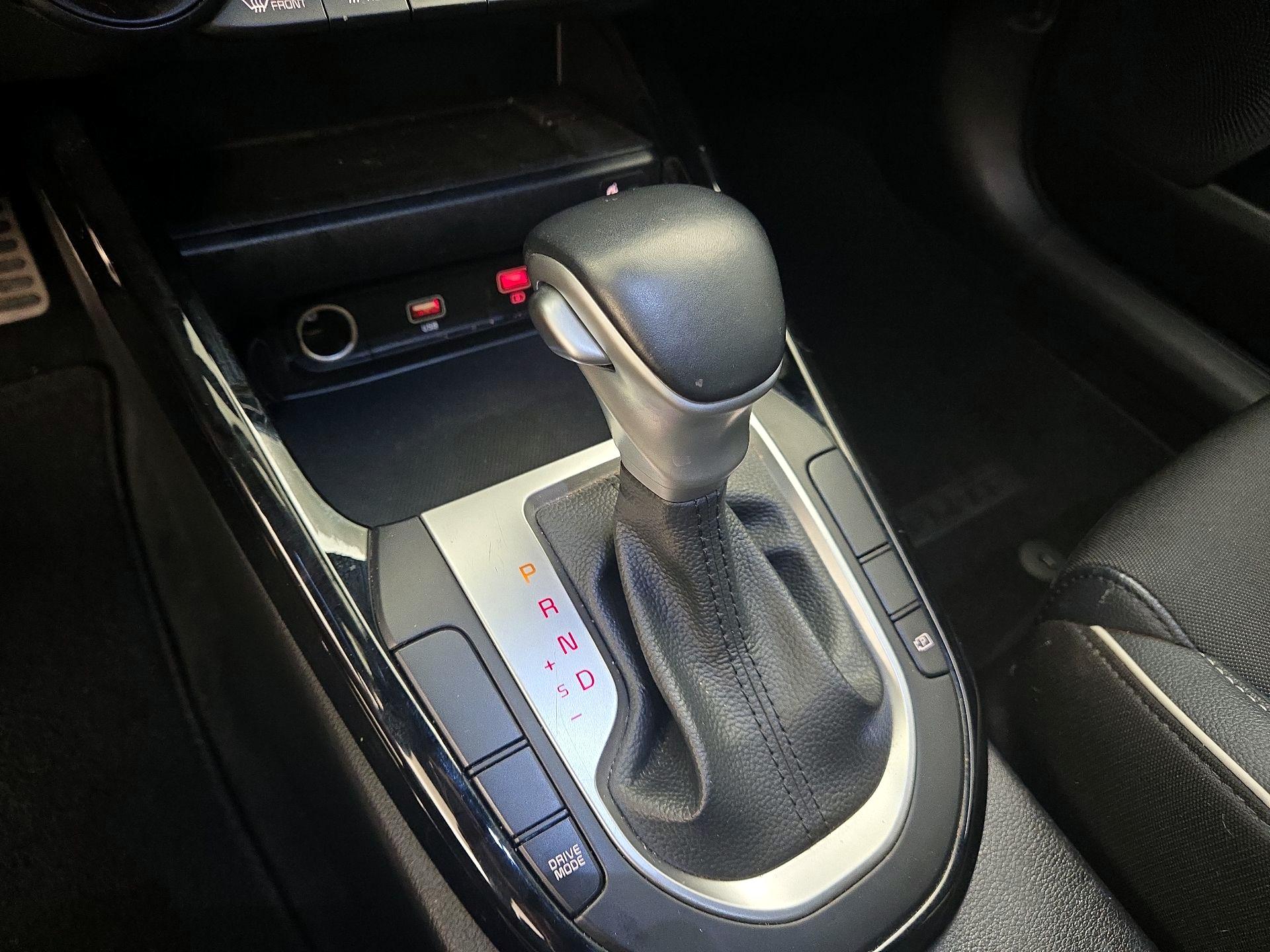Thumbnail: 2023 Kia Forte - 18