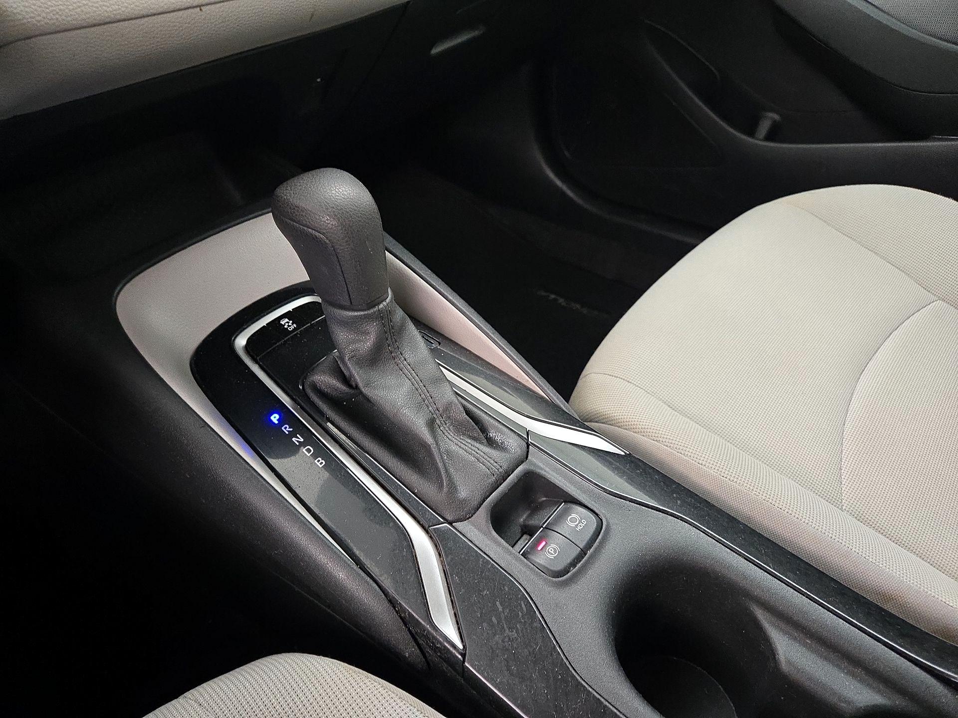 Thumbnail: 2021 Toyota Corolla - 17