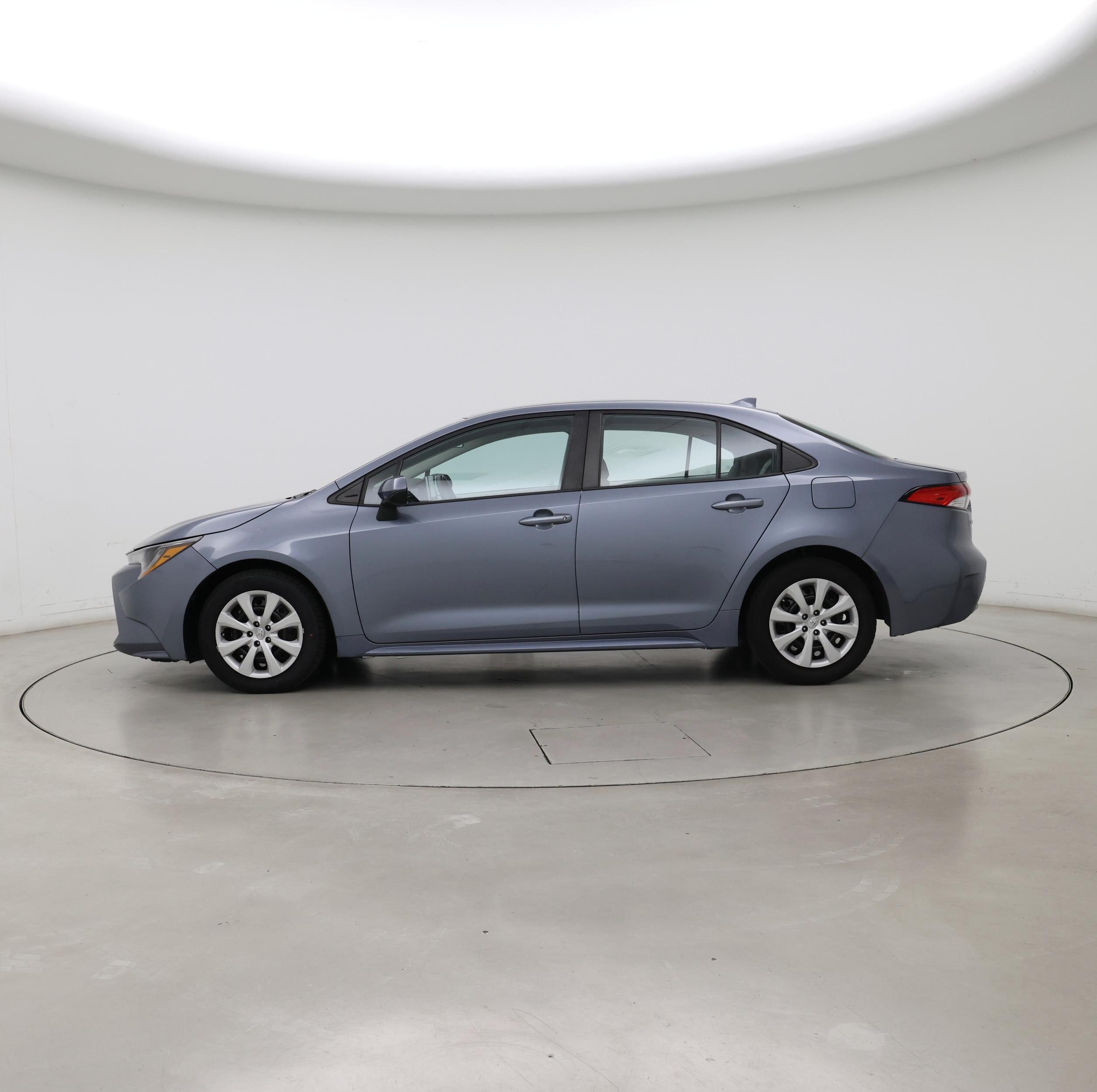 Thumbnail: 2021 Toyota Corolla - 3