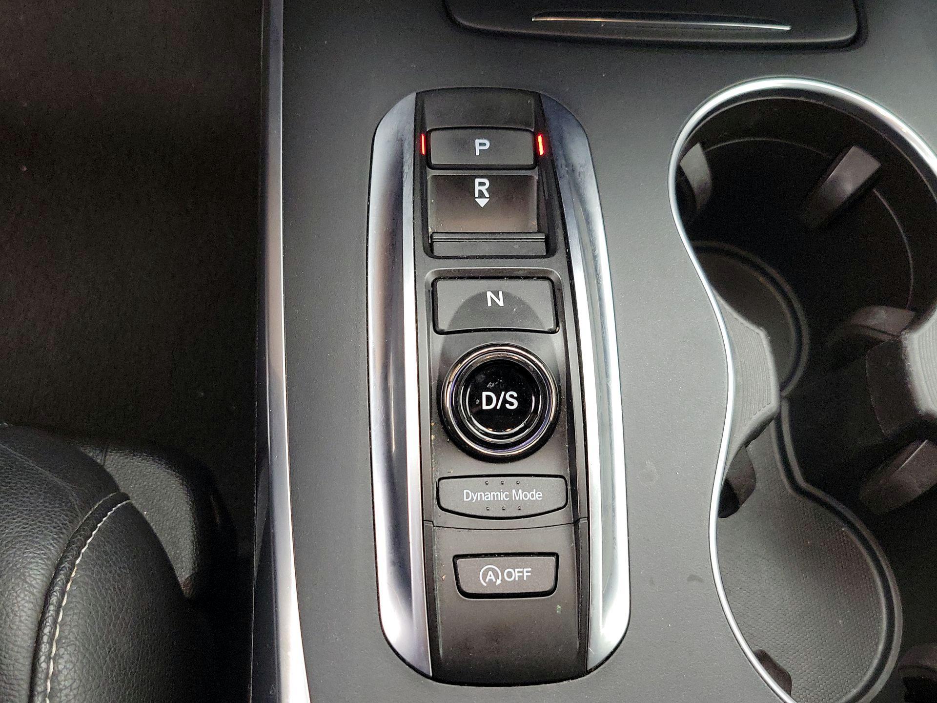 Thumbnail: 2019 Acura MDX - 17