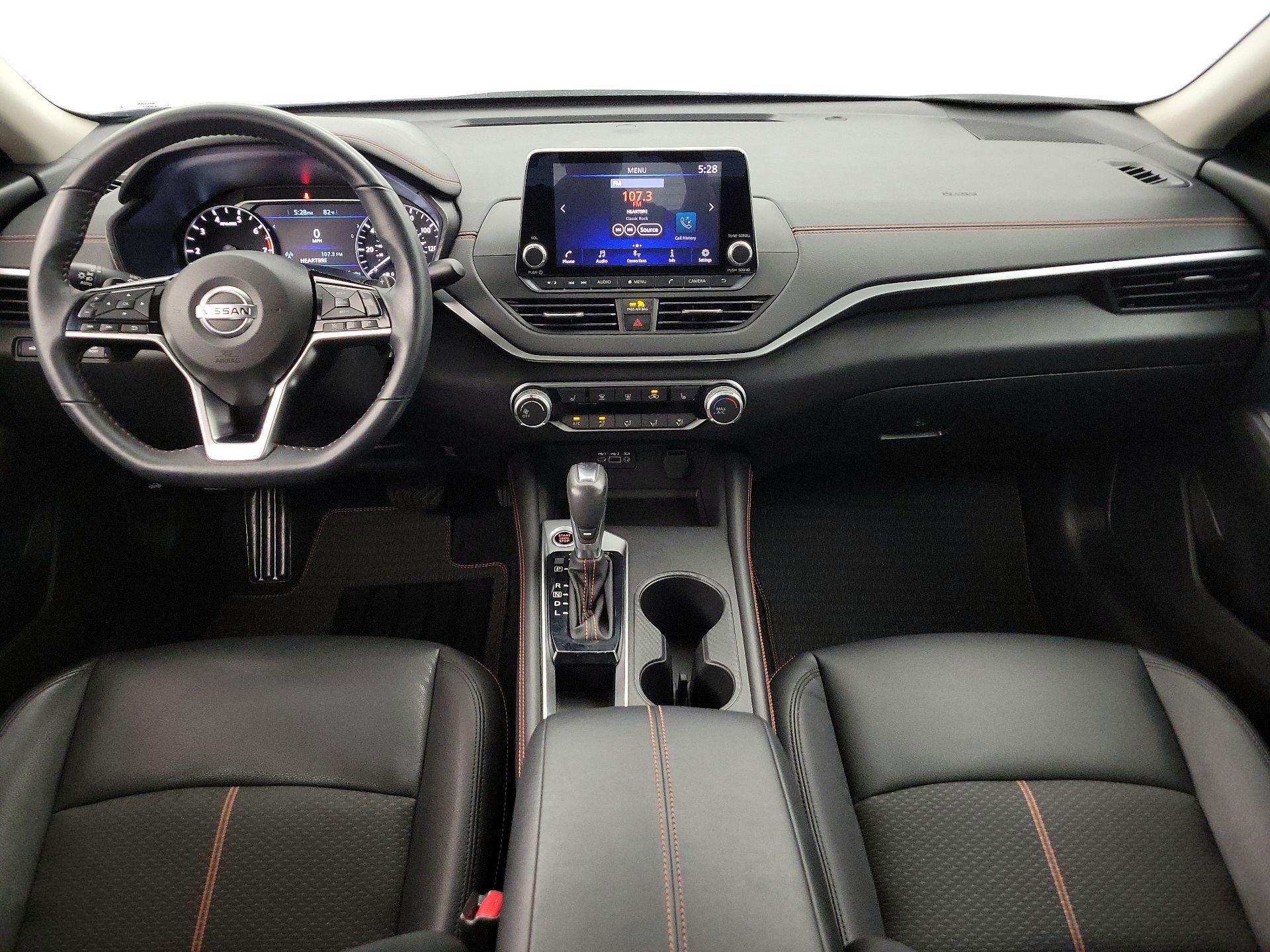 Thumbnail: 2020 Nissan Altima - 9