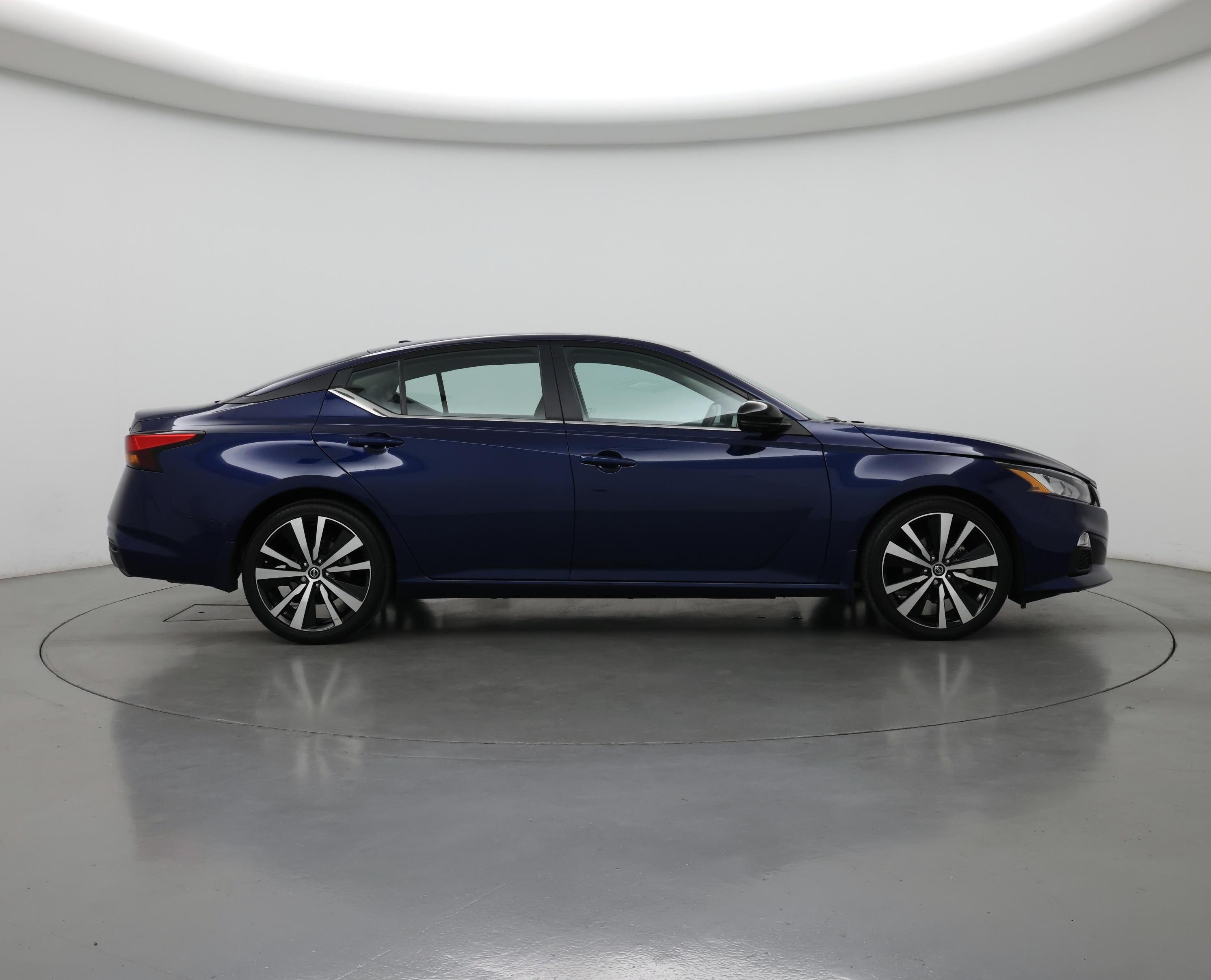 Thumbnail: 2020 Nissan Altima - 7