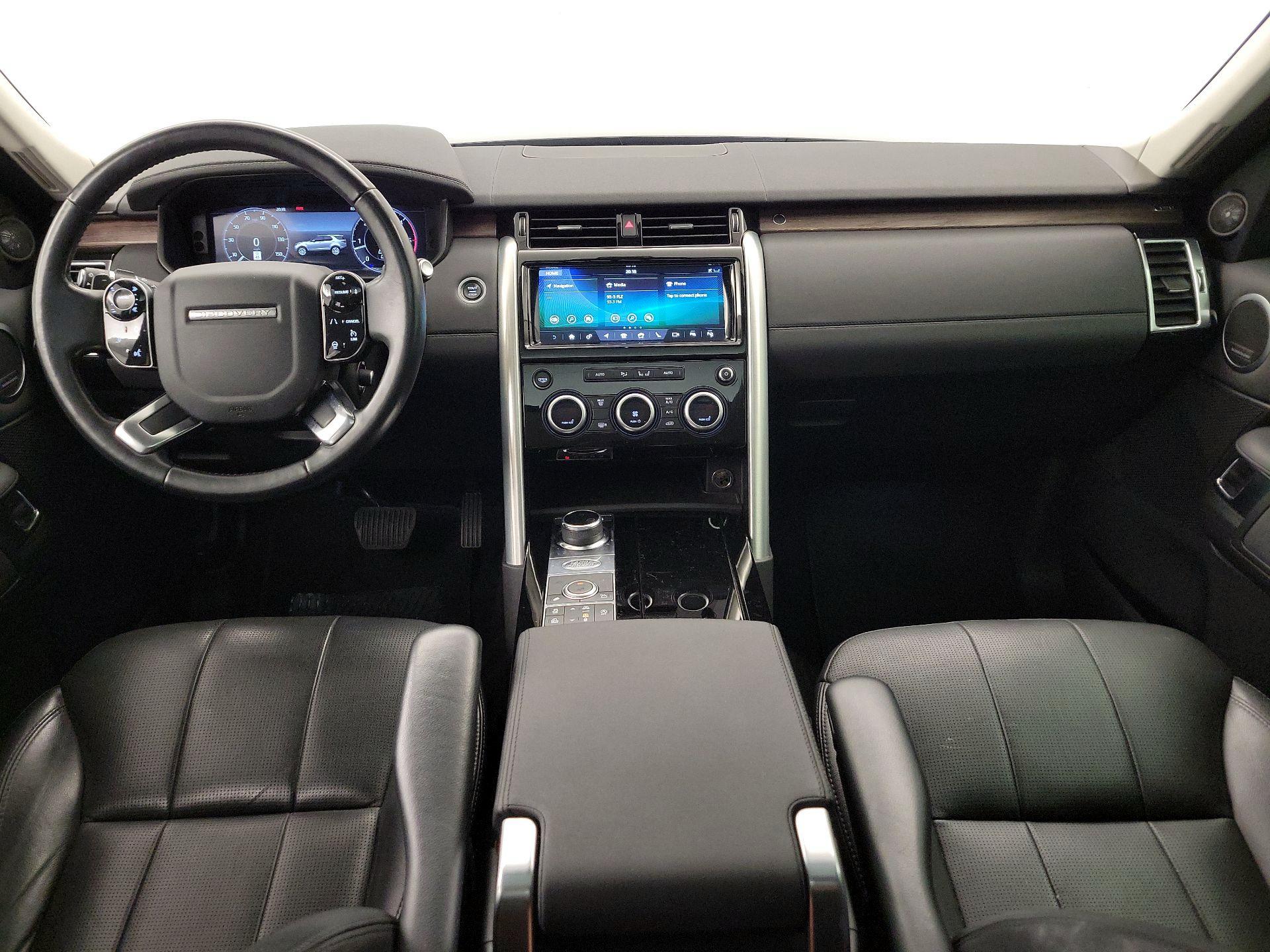 Thumbnail: 2020 Land Rover Discovery - 9