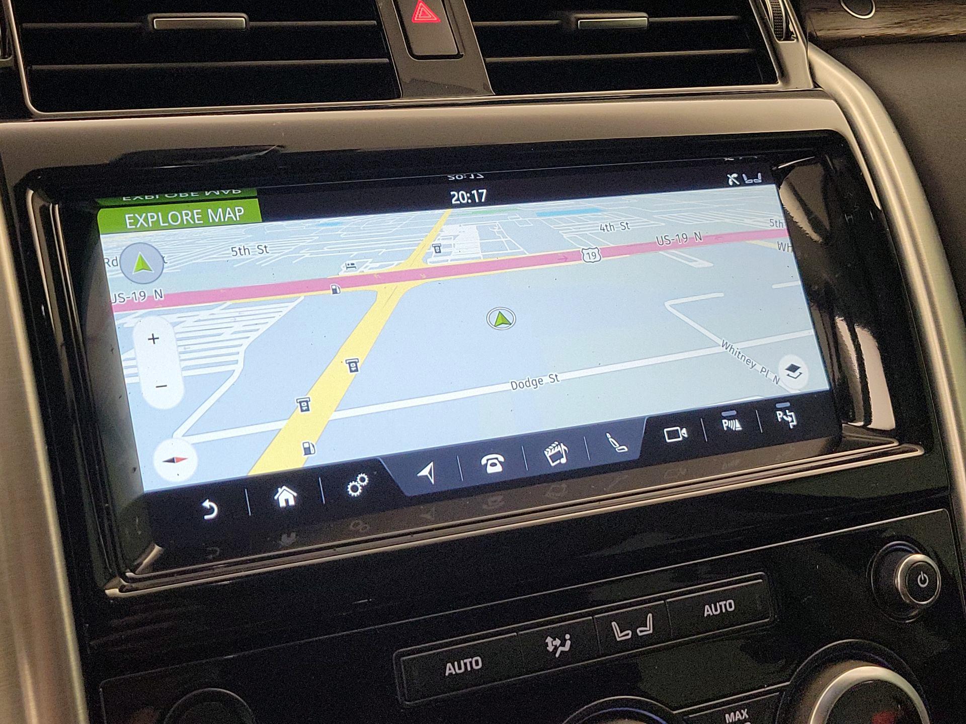 Thumbnail: 2020 Land Rover Discovery - 14