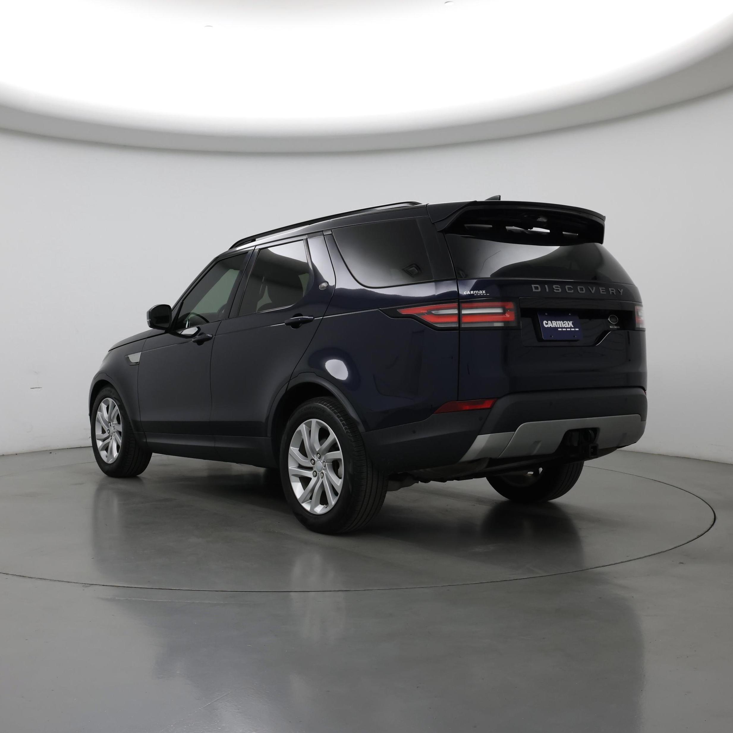 Thumbnail: 2020 Land Rover Discovery - 2