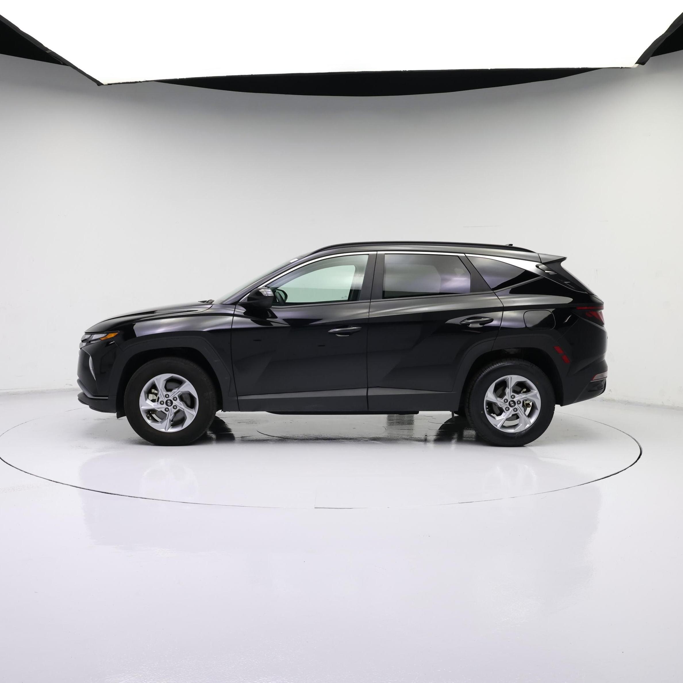 Thumbnail: 2024 Hyundai Tucson - 3