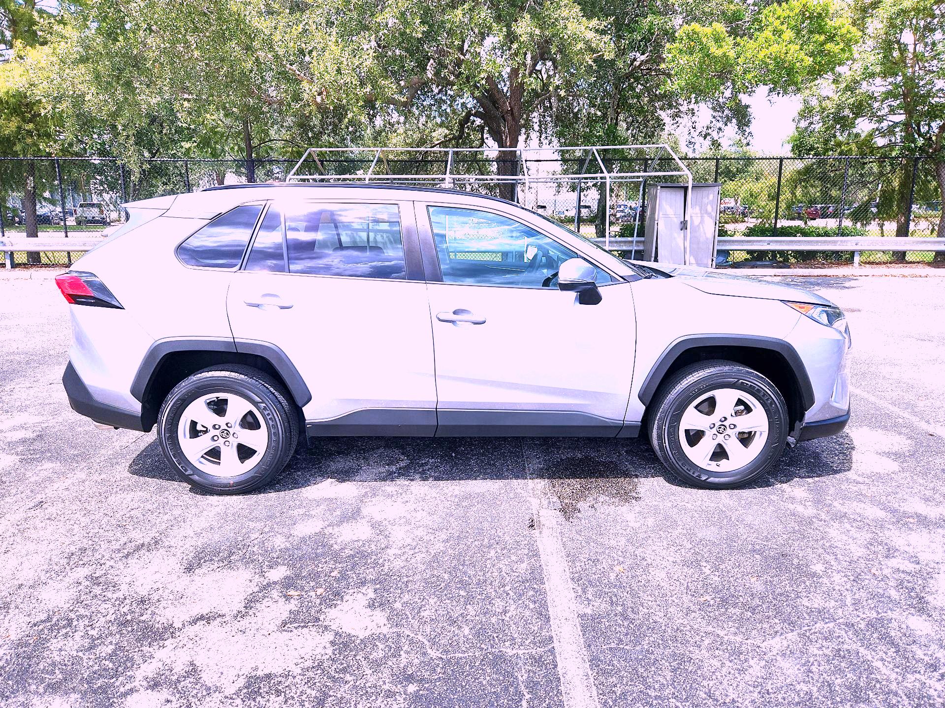 Thumbnail: 2021 Toyota RAV4 - 4