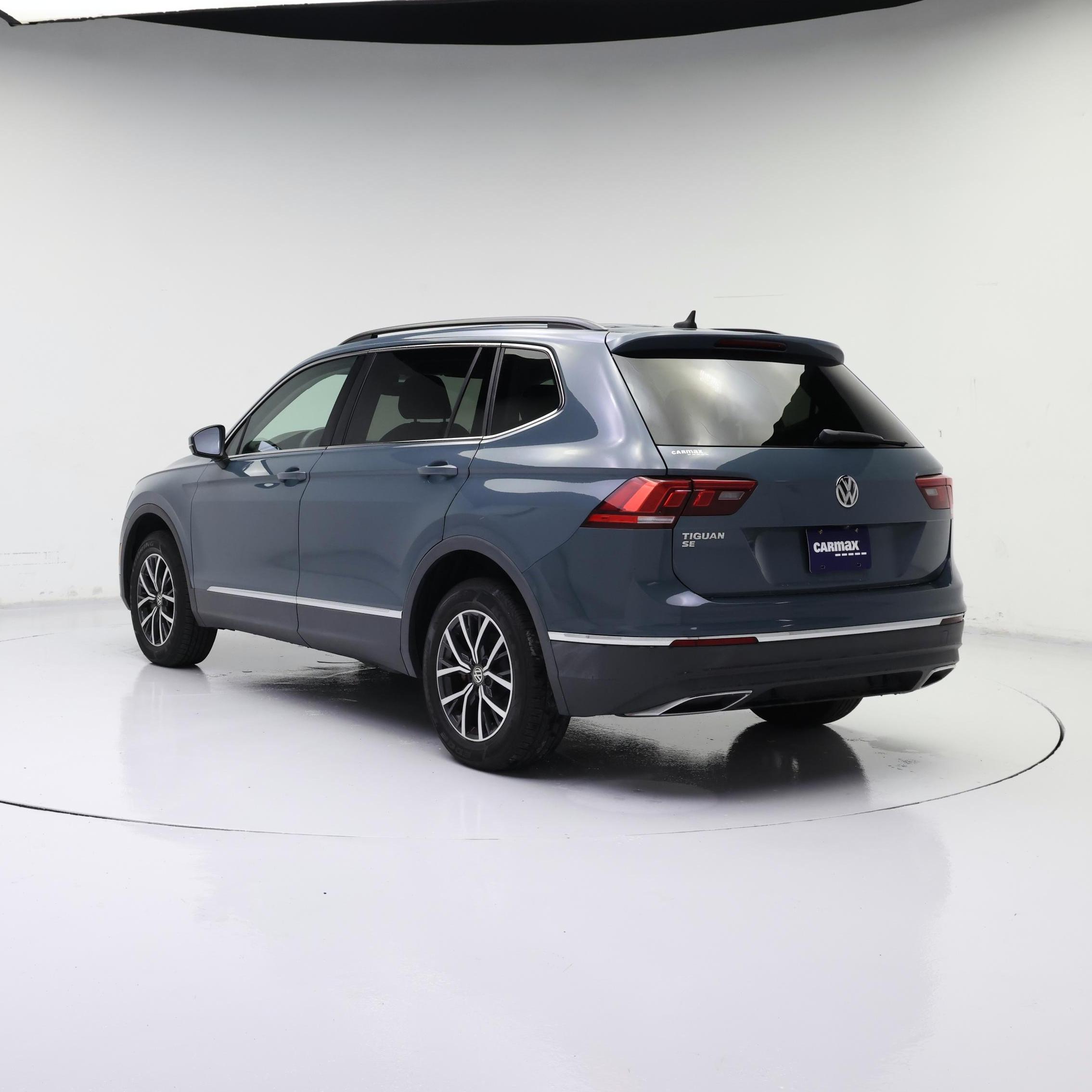 Thumbnail: 2020 Volkswagen Tiguan - 2