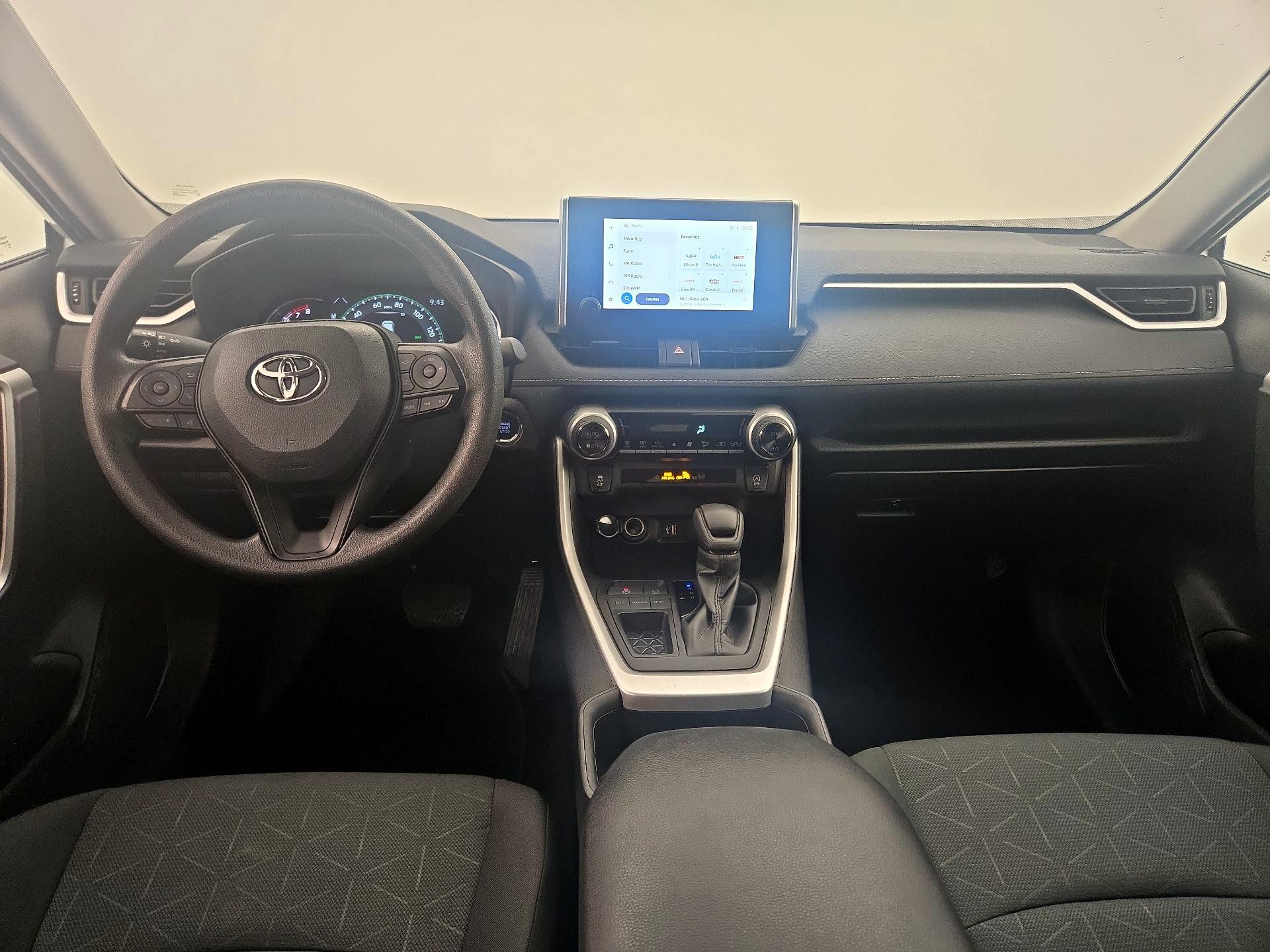 Thumbnail: 2024 Toyota RAV4 - 9