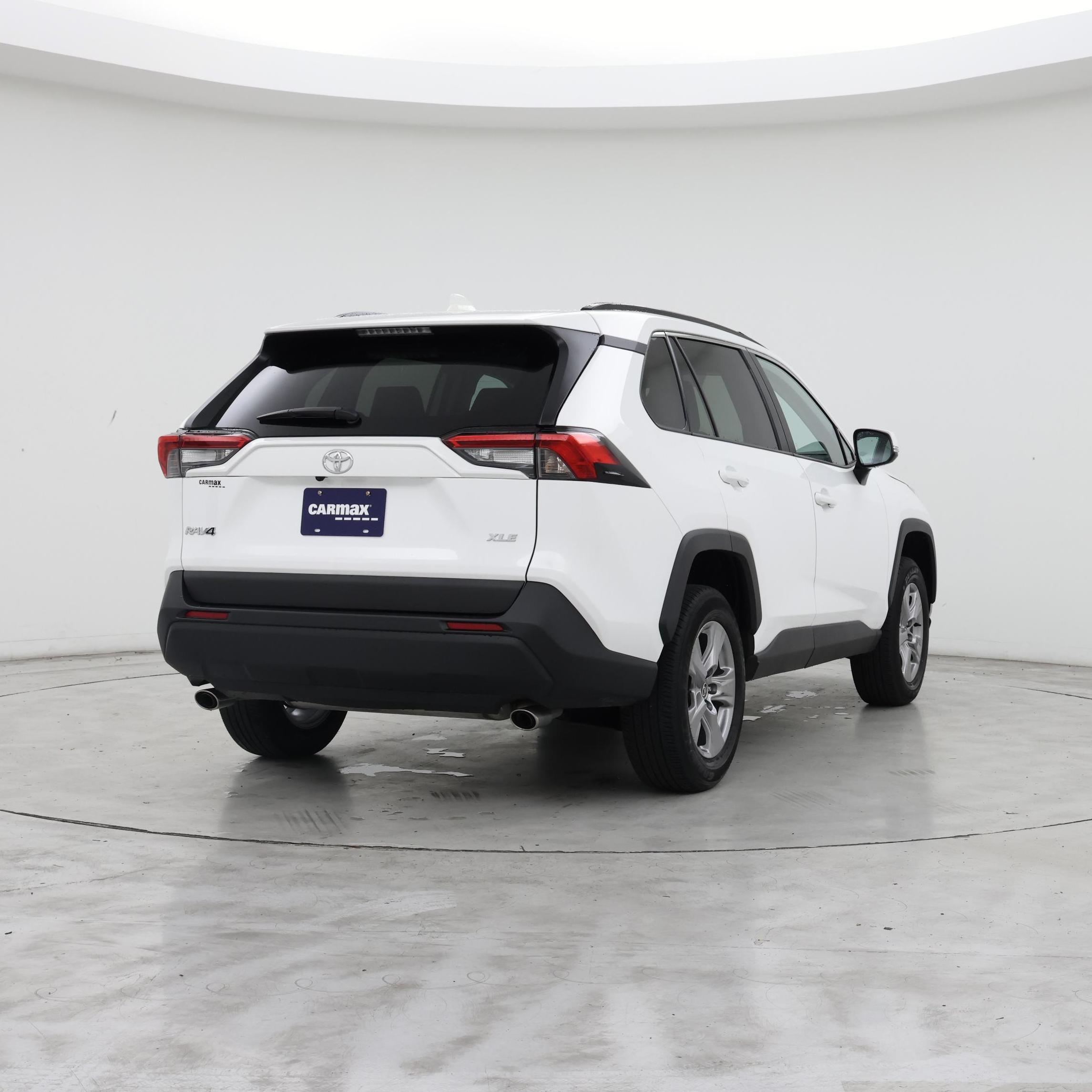 Thumbnail: 2024 Toyota RAV4 - 8