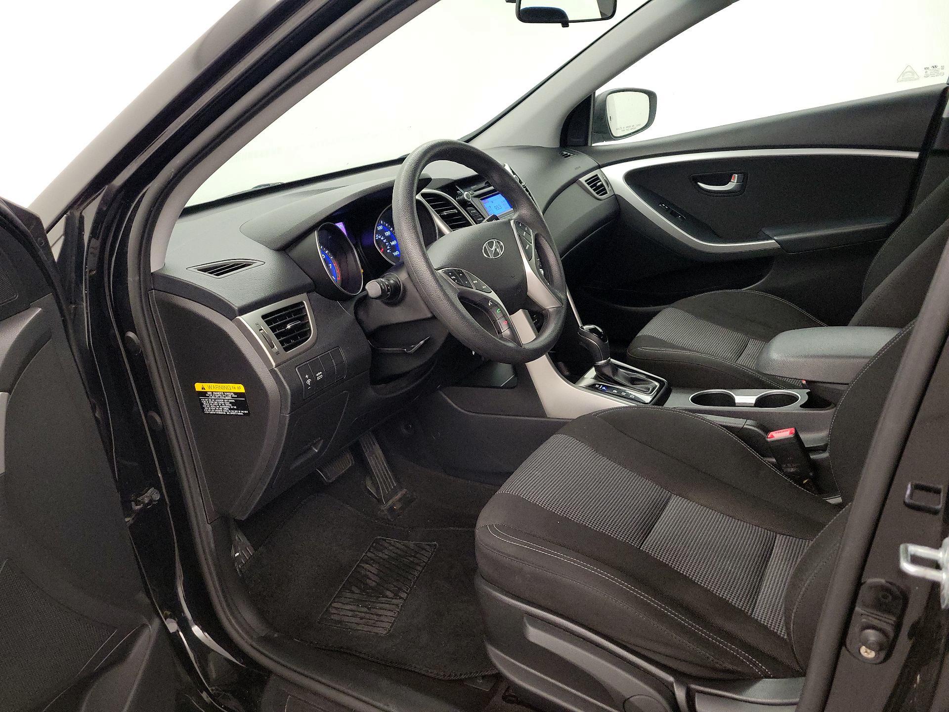 Thumbnail: 2016 Hyundai Elantra - 11