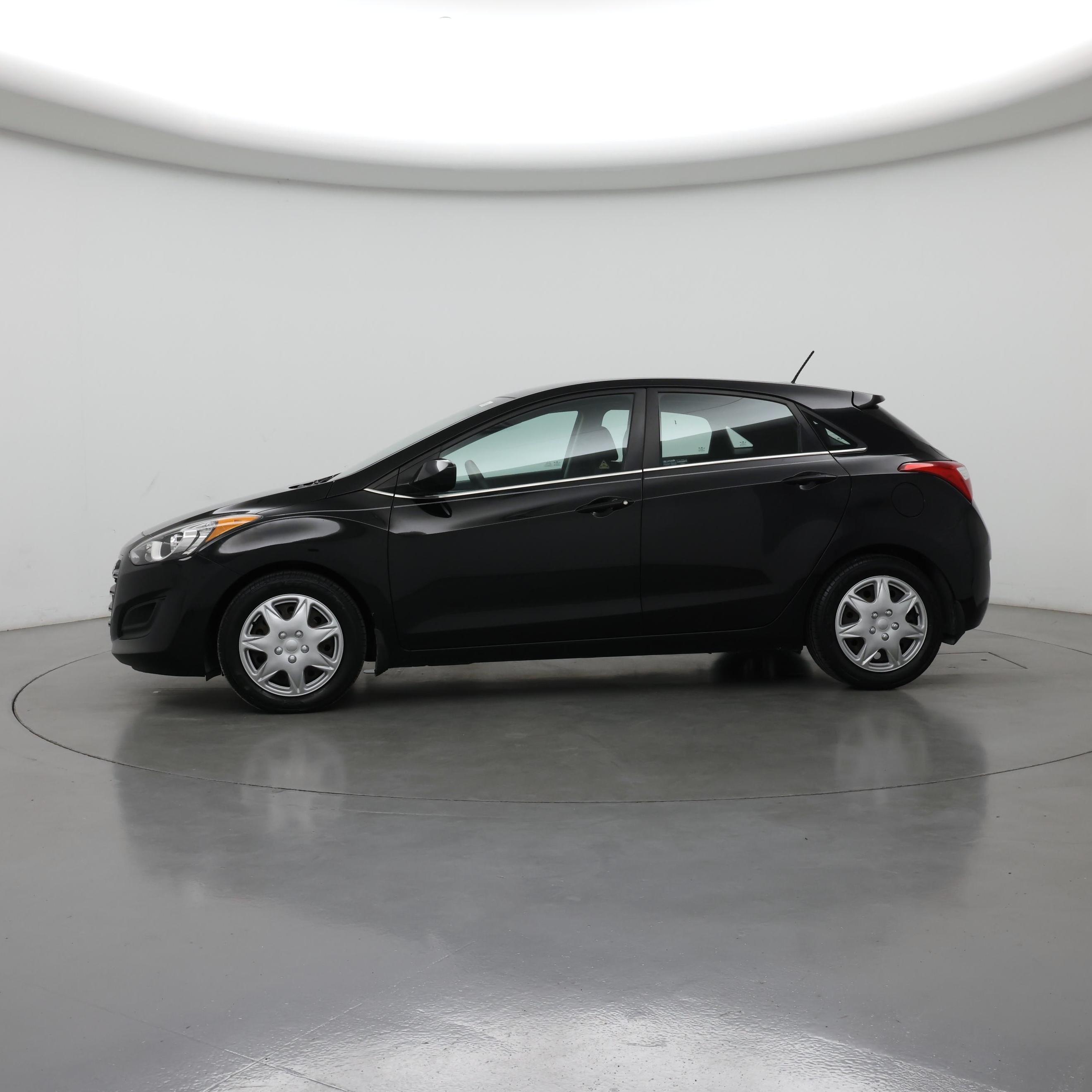 Thumbnail: 2016 Hyundai Elantra - 3