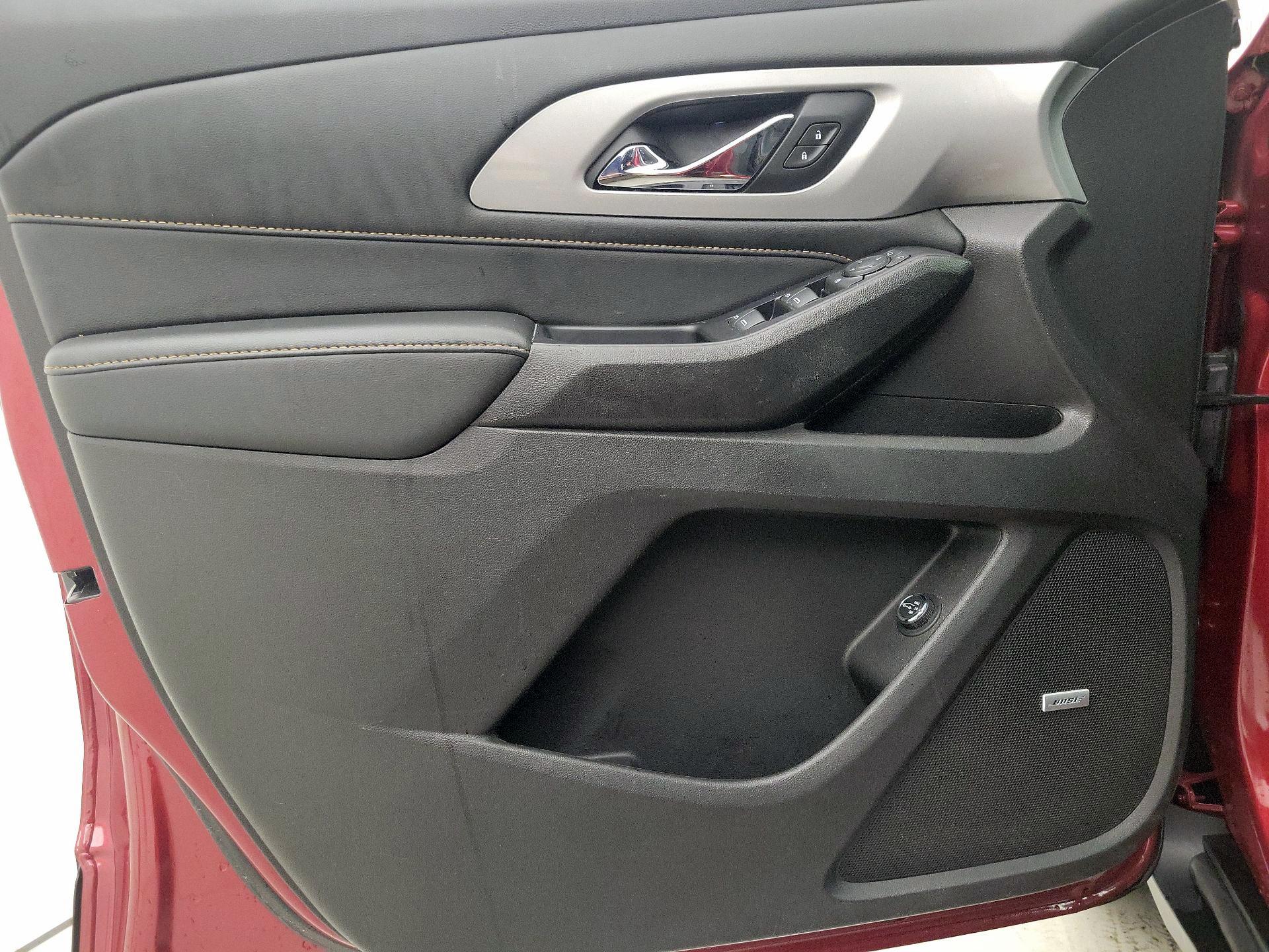 Thumbnail: 2021 Chevrolet Traverse - 12