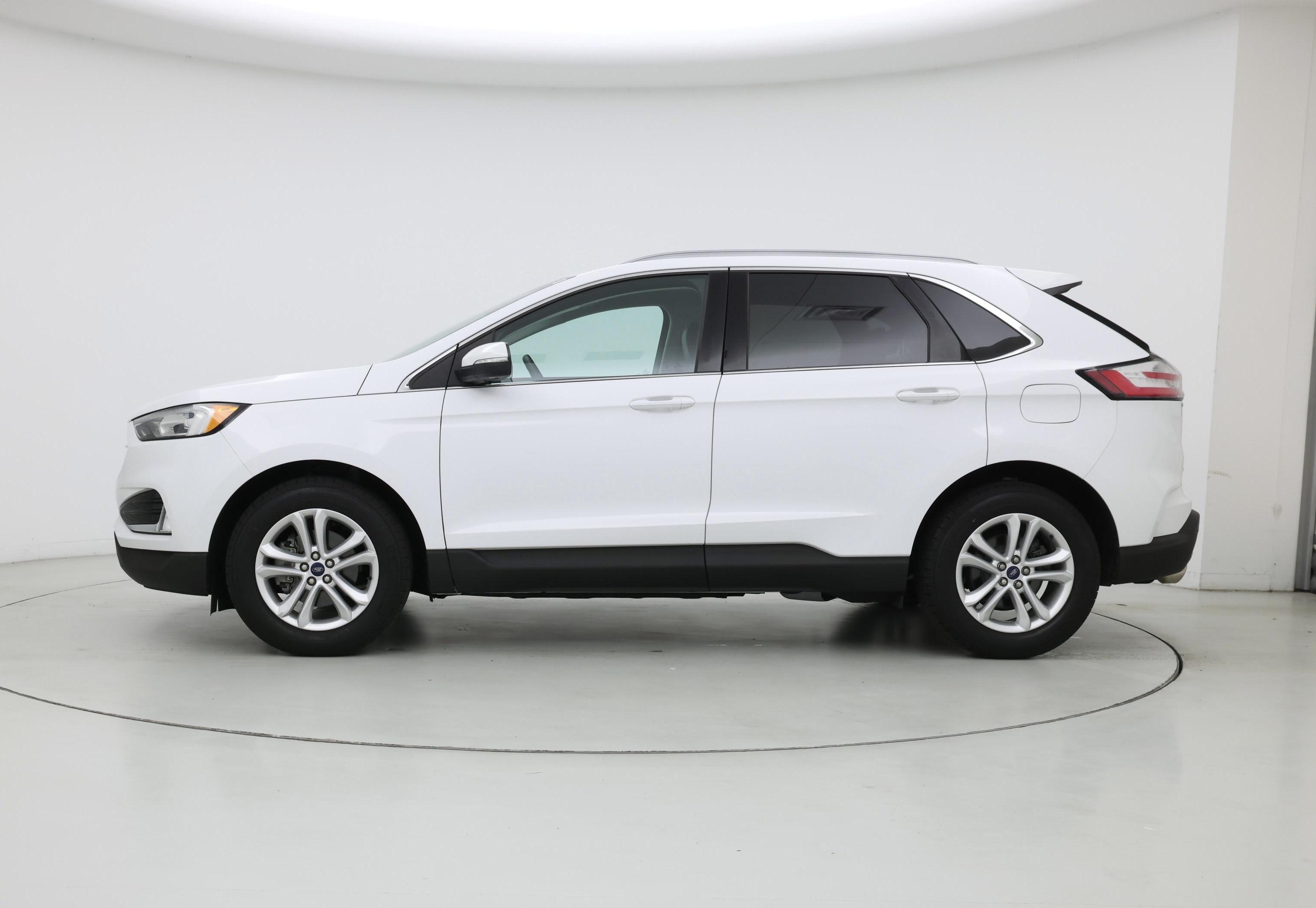 Thumbnail: 2020 Ford Edge - 3