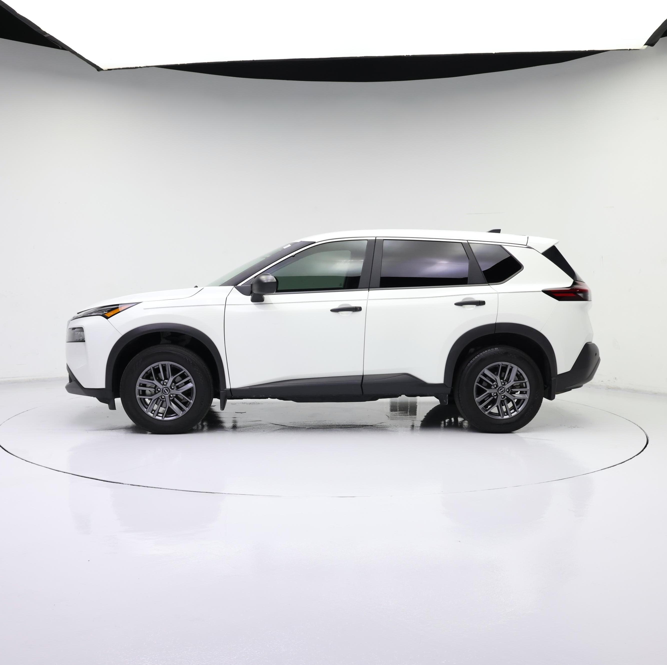 Thumbnail: 2023 Nissan Rogue - 3
