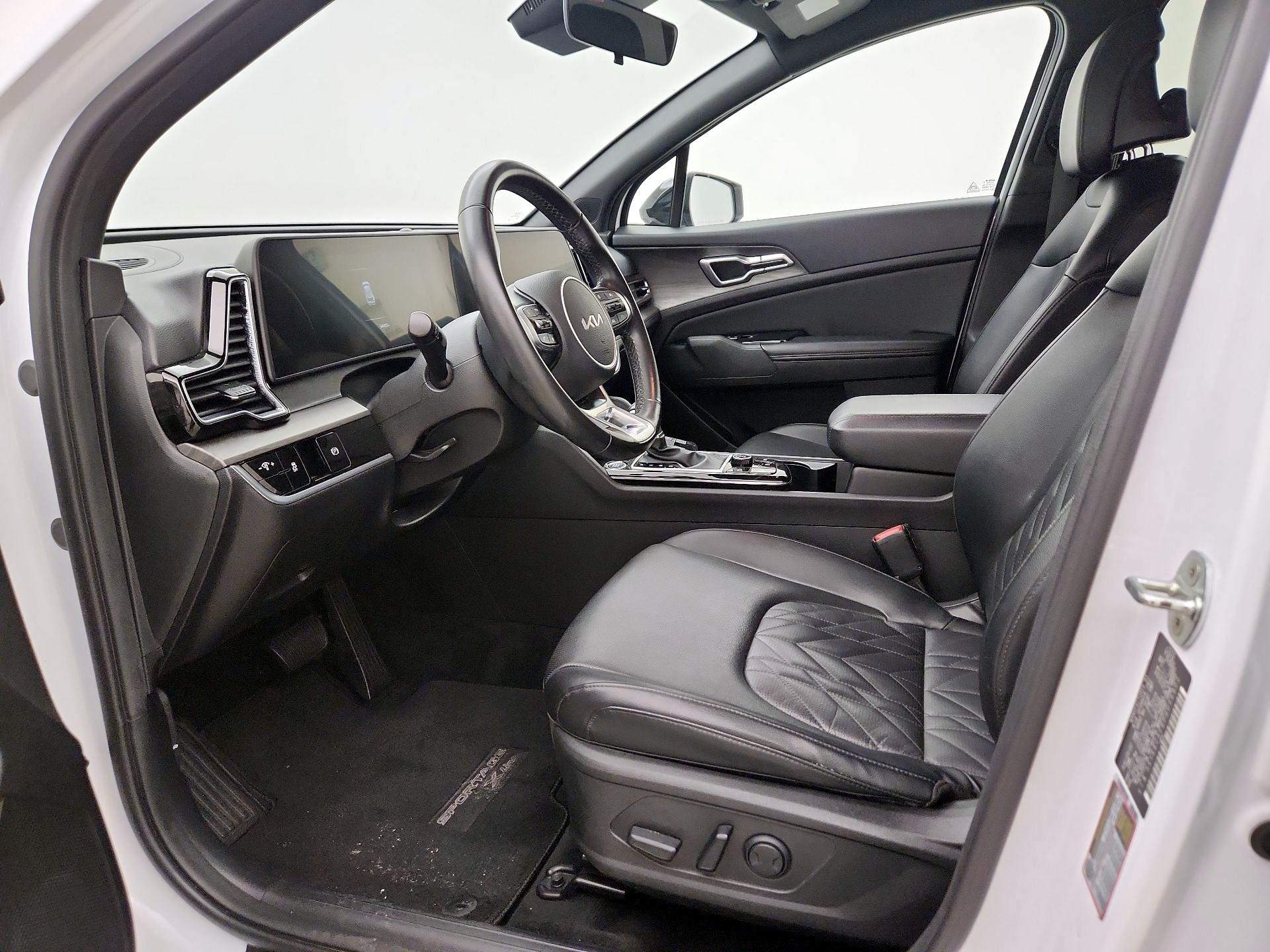 Thumbnail: 2023 Kia Sportage - 11