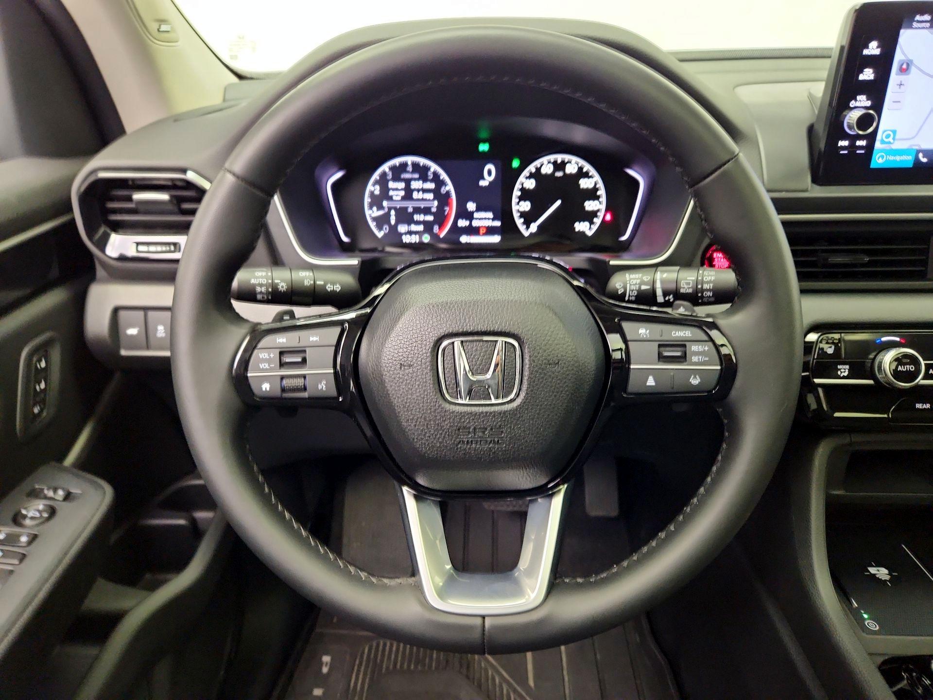 Thumbnail: 2023 Honda Pilot - 10