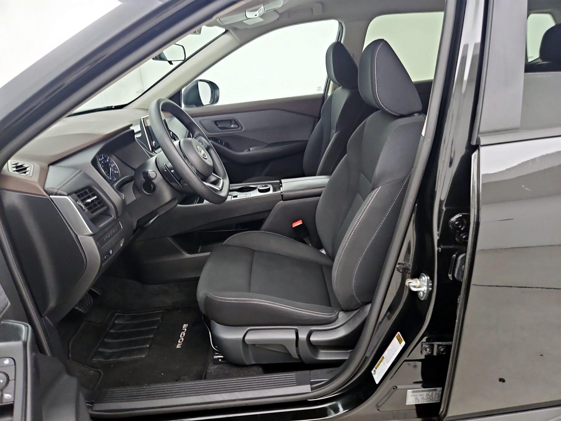 Thumbnail: 2023 Nissan Rogue - 11