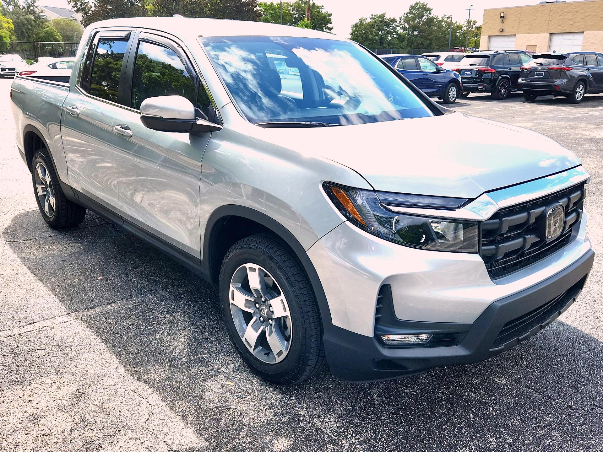Thumbnail: 2025 Honda Ridgeline - 1