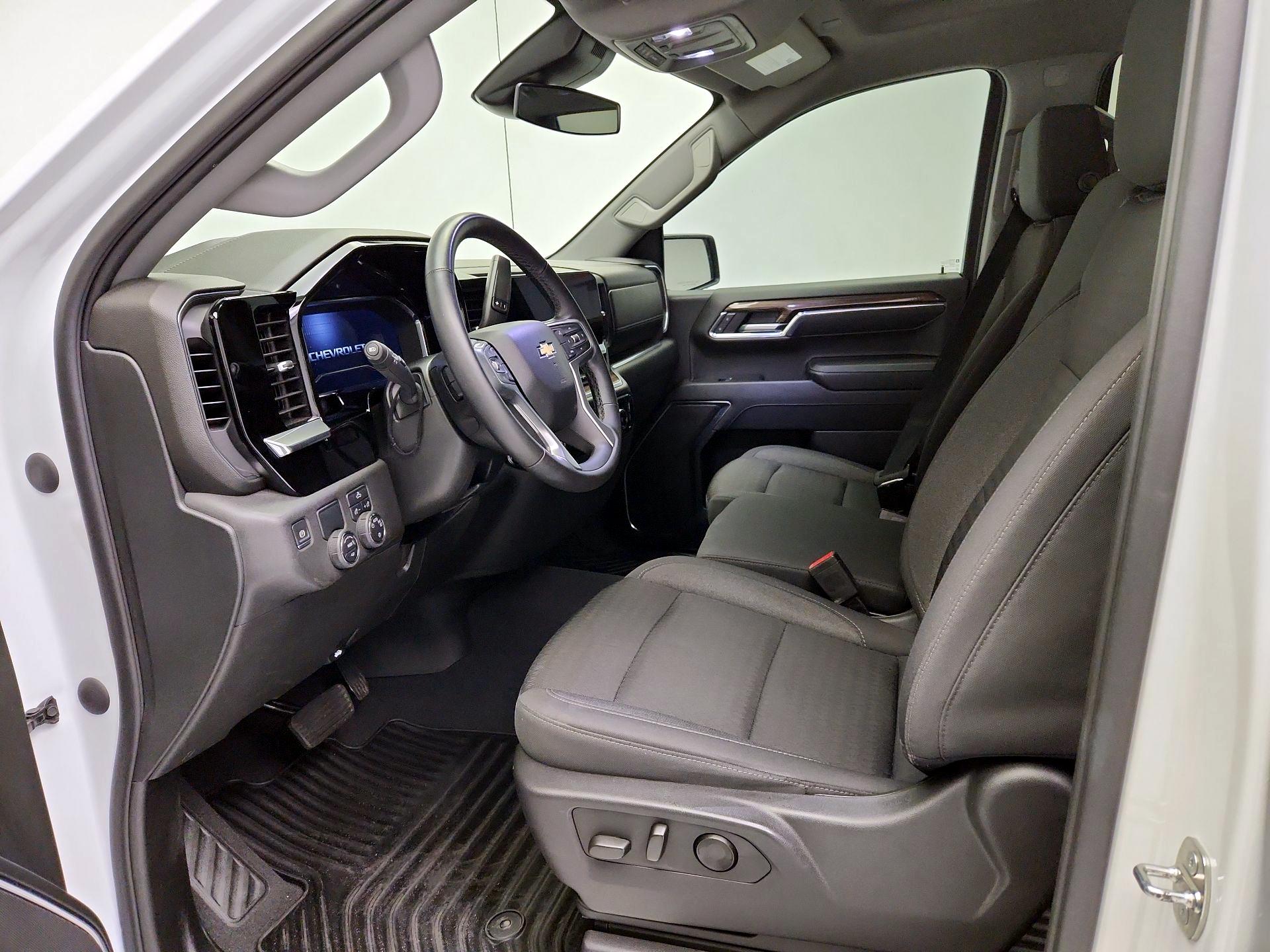 Thumbnail: 2023 Chevrolet Silverado 1500 - 11