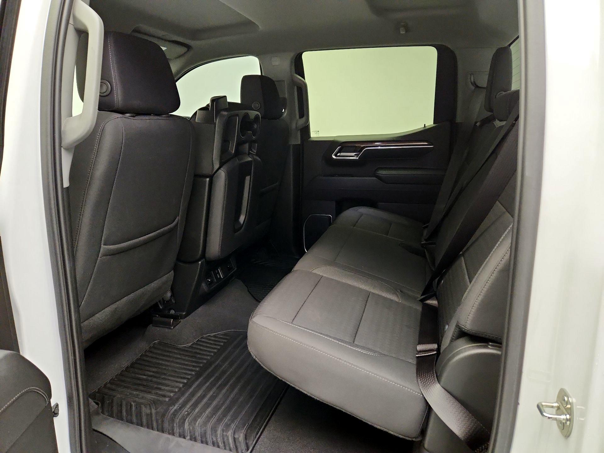 Thumbnail: 2023 Chevrolet Silverado 1500 - 20