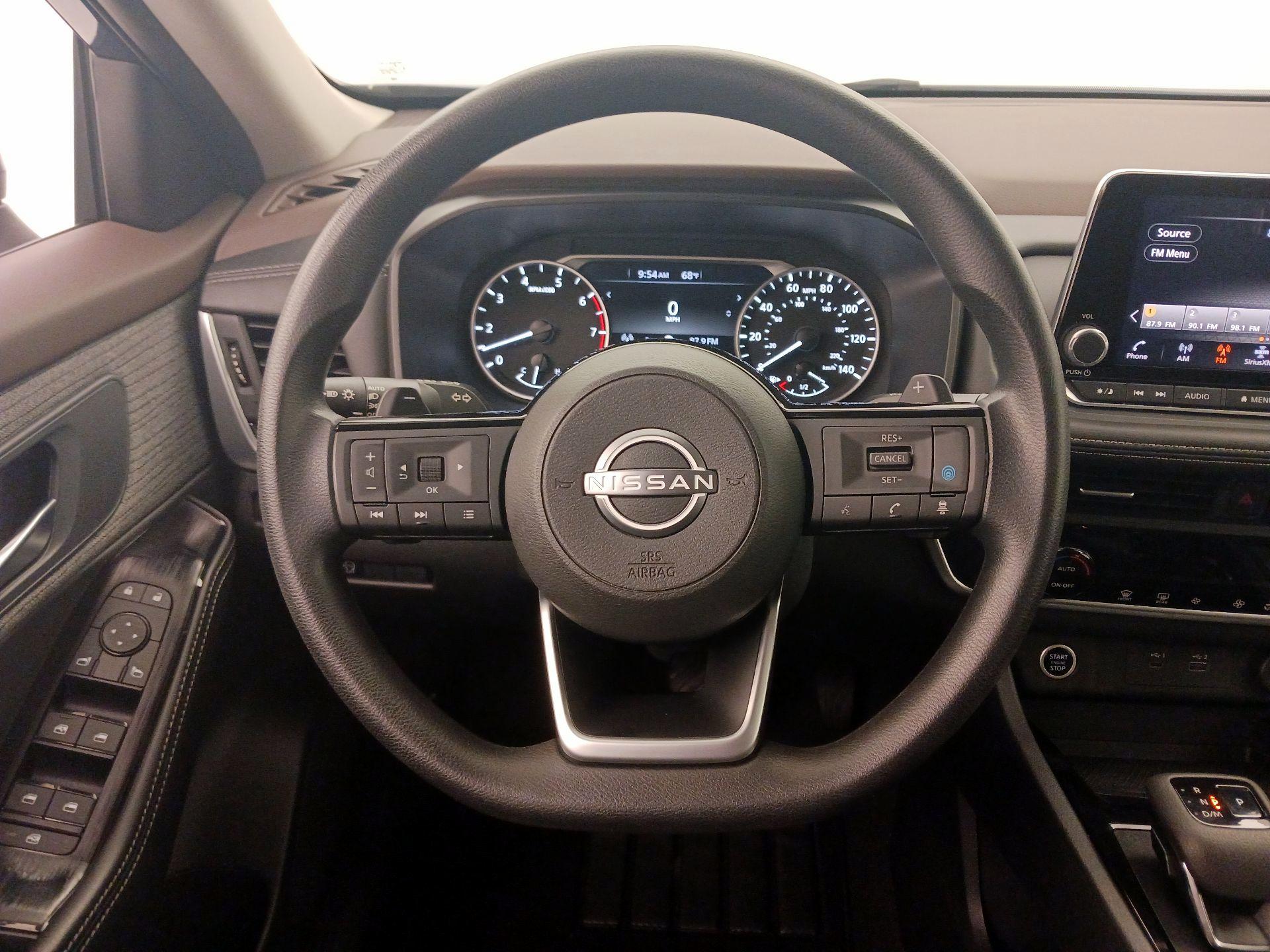 Thumbnail: 2023 Nissan Rogue - 10