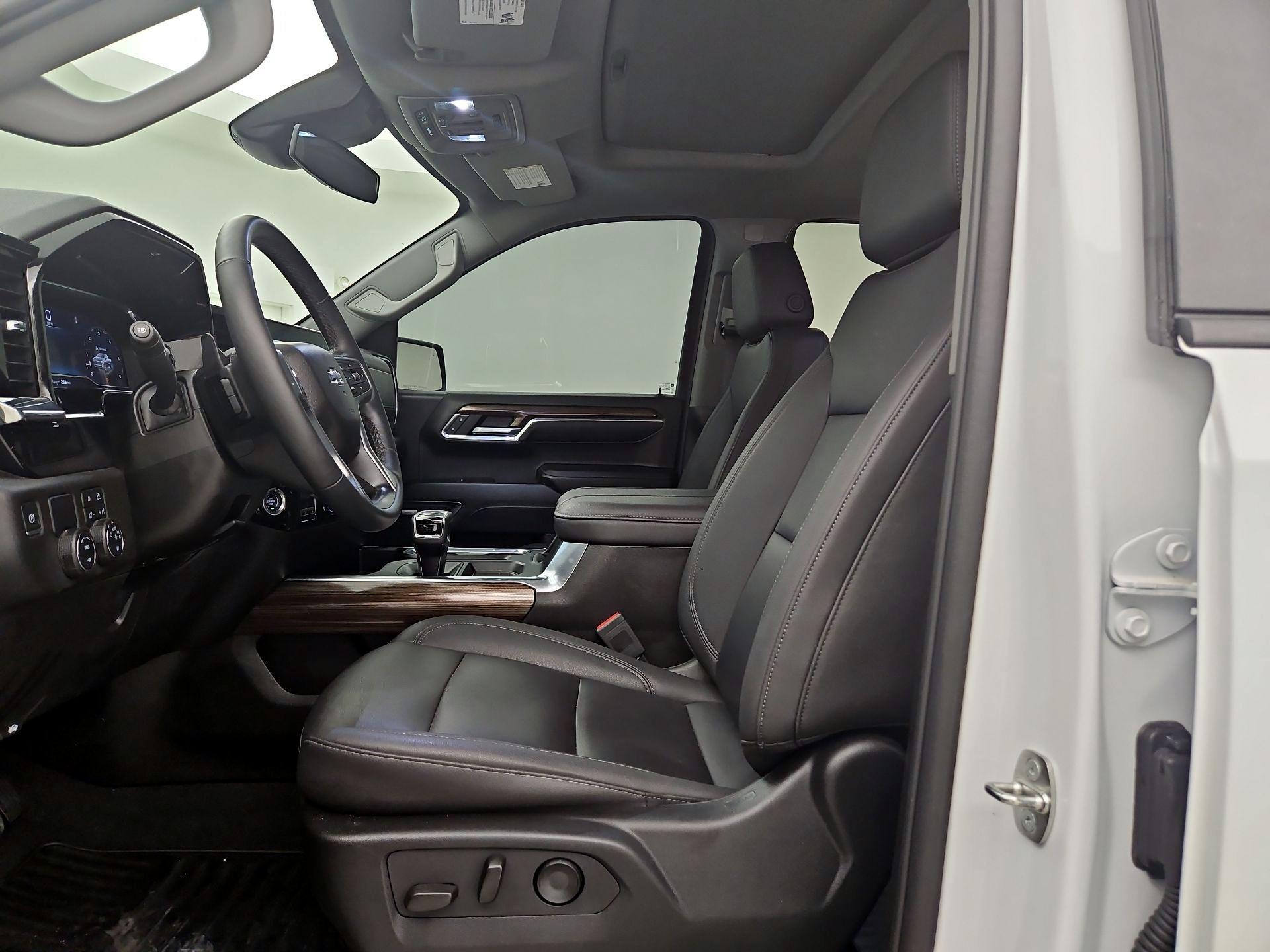 Thumbnail: 2024 Chevrolet Silverado 1500 - 11