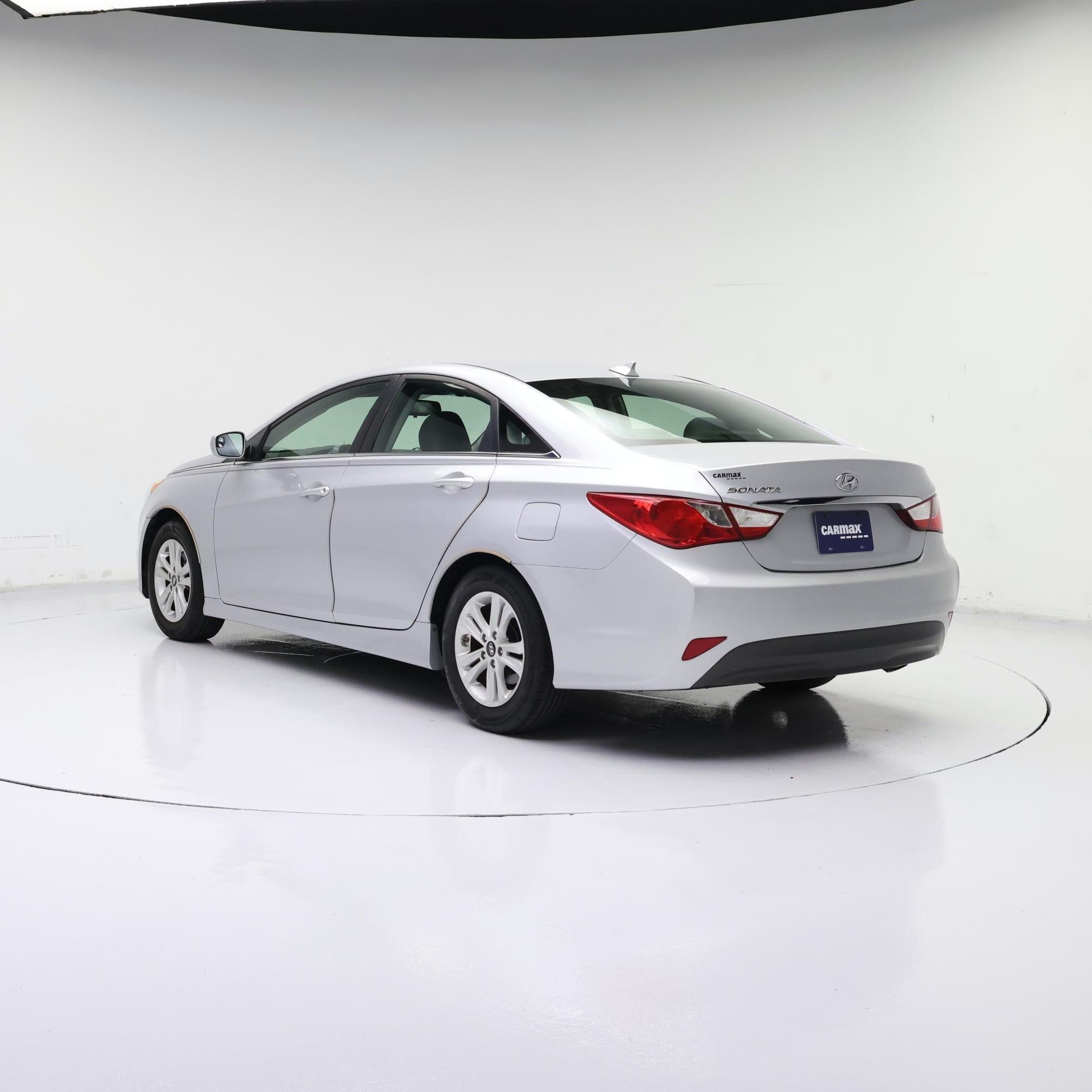 Thumbnail: 2014 Hyundai Sonata - 2