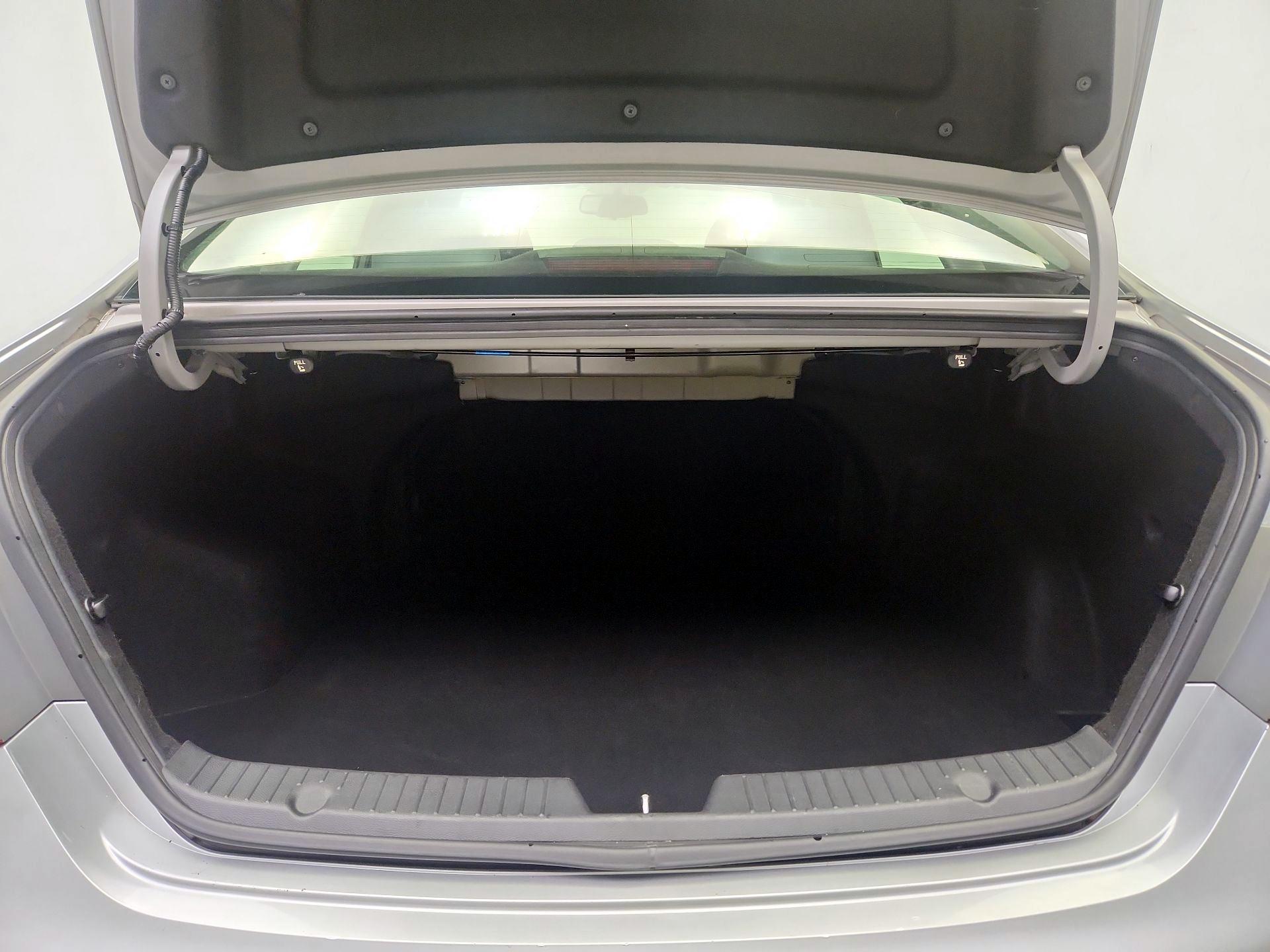Thumbnail: 2014 Hyundai Sonata - 19