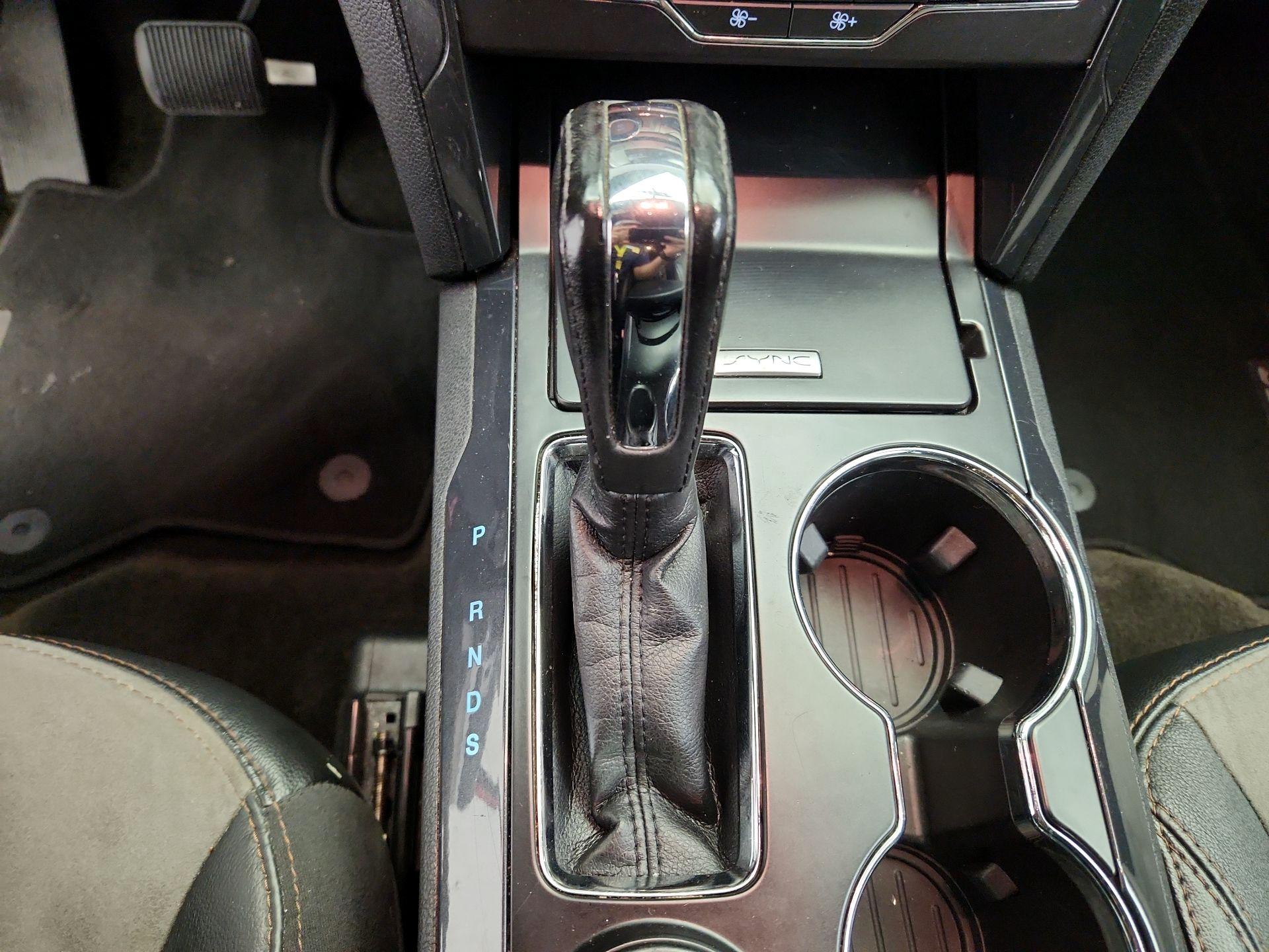 Thumbnail: 2017 Ford Explorer - 18